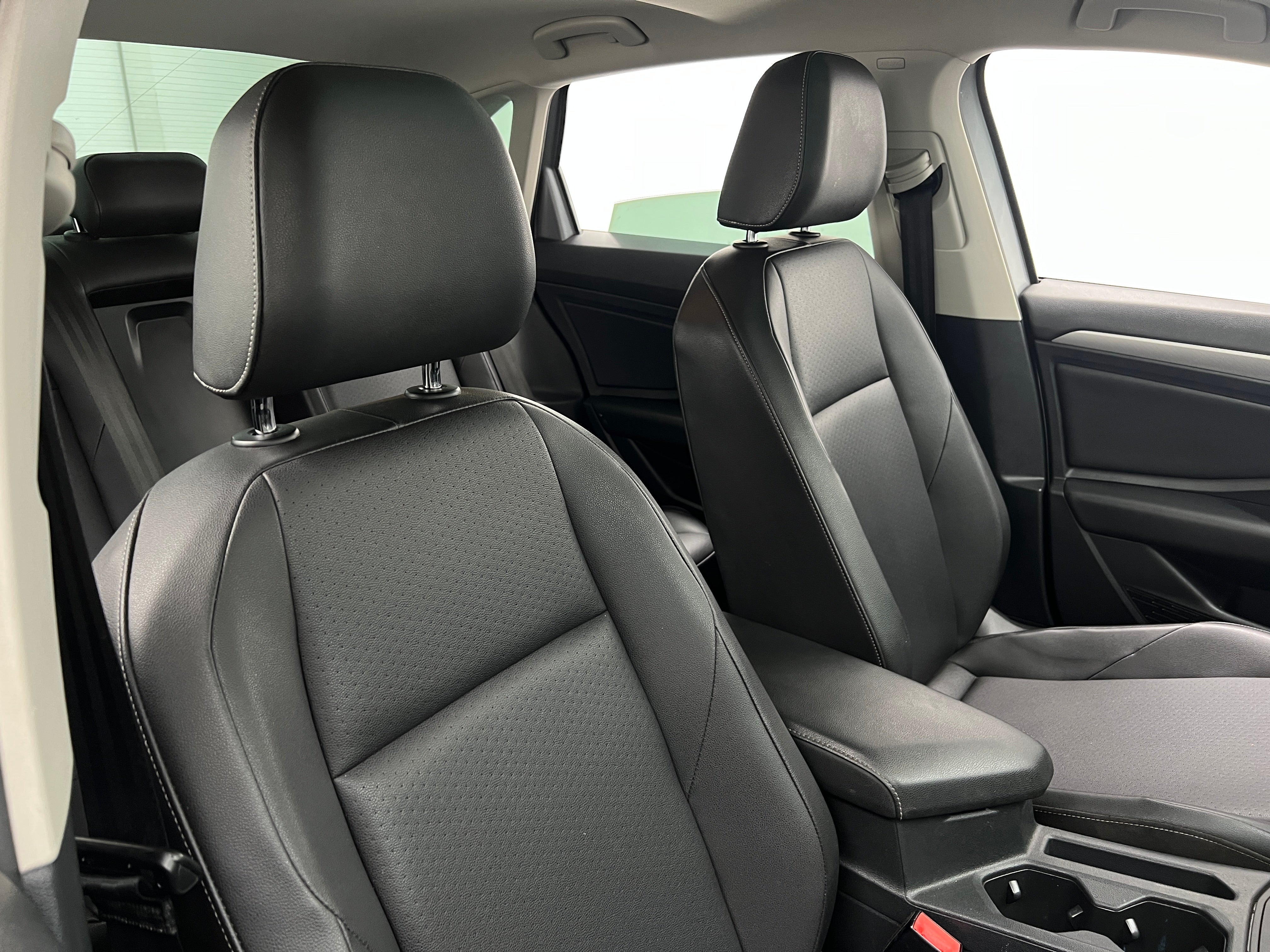 2019 Volkswagen Jetta SE 2