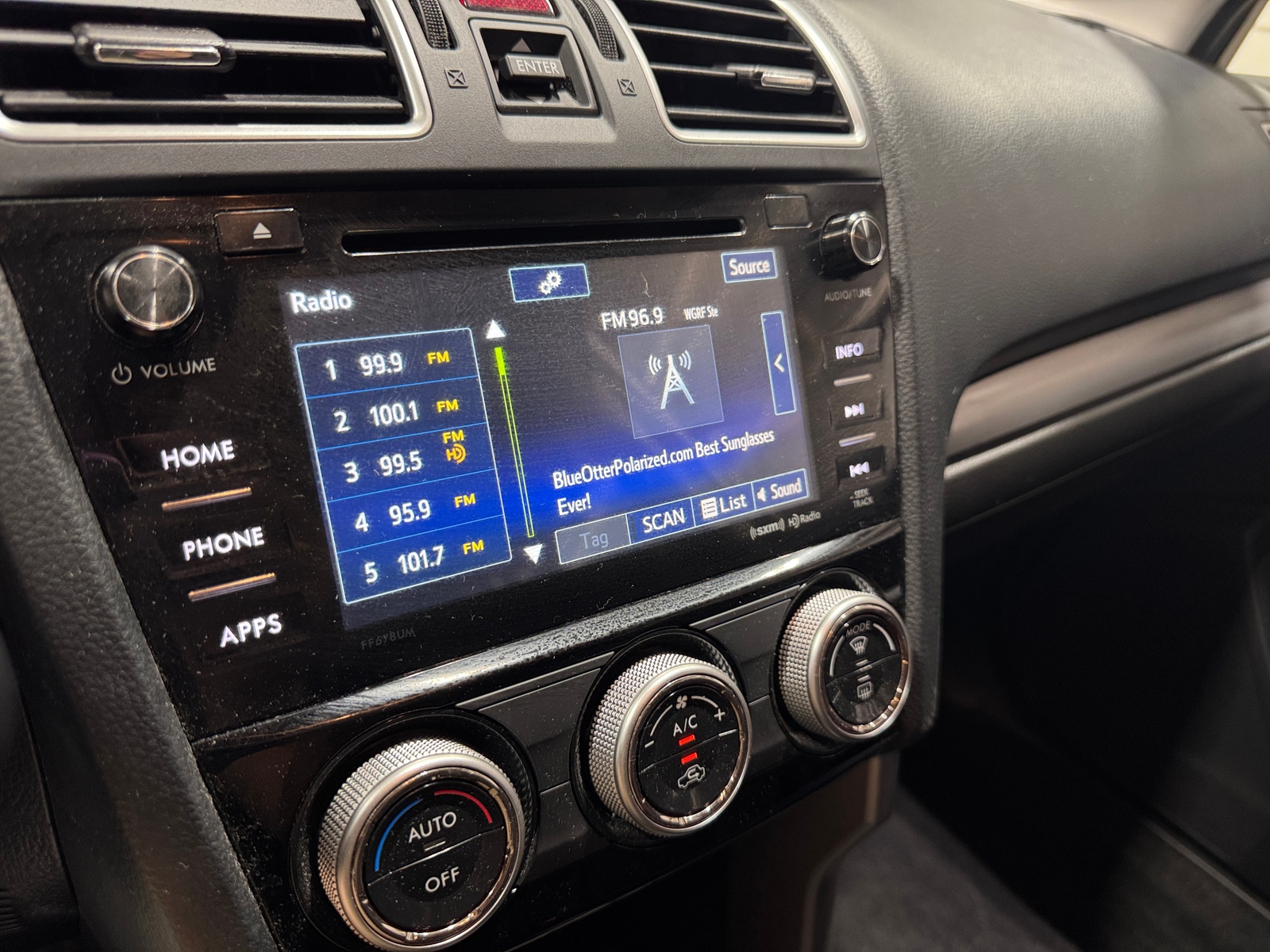 Thumbnail: 2017 Subaru Forester - 4