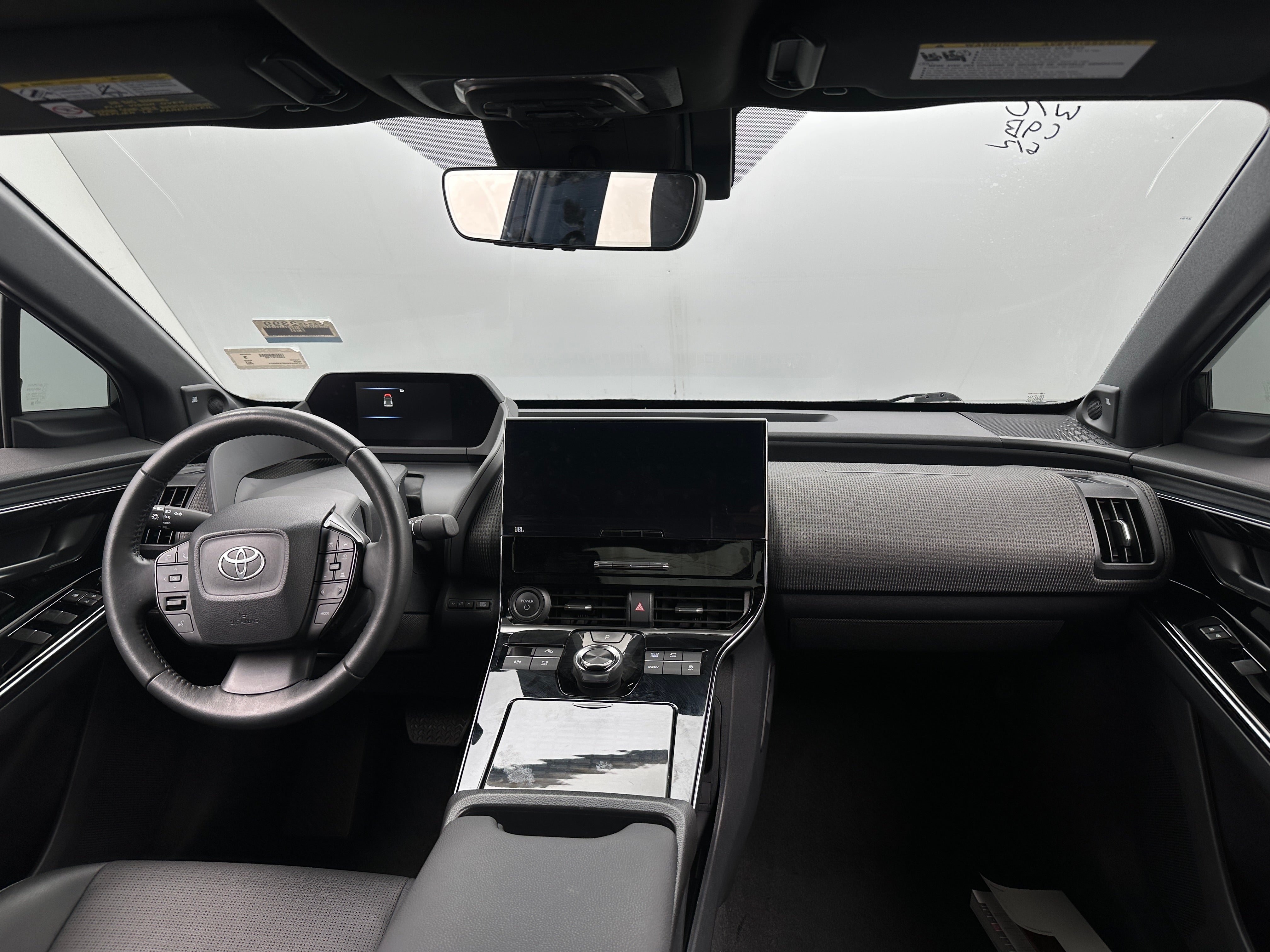 2023 Toyota bZ4X Limited 2
