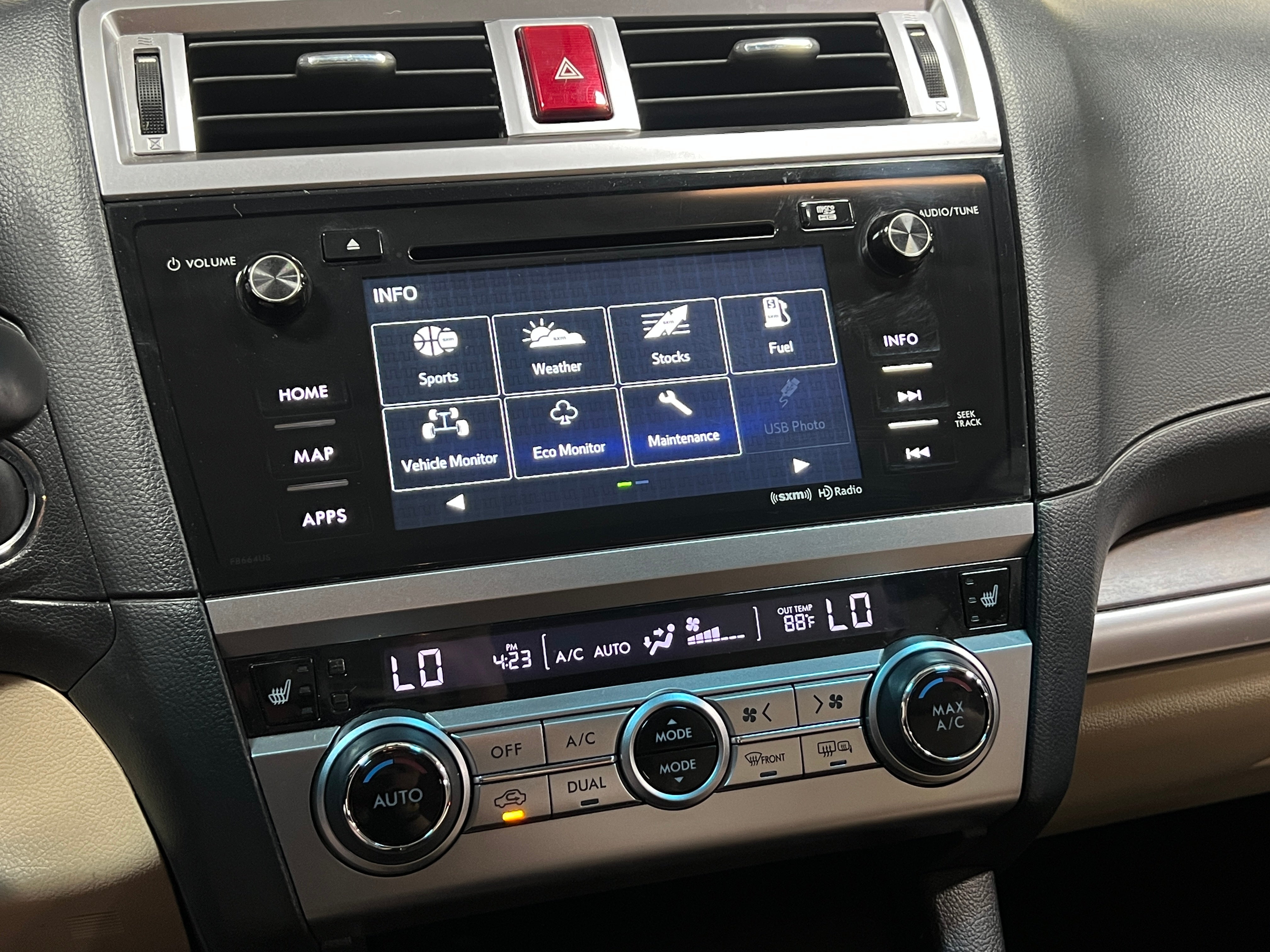 2015 Subaru Outback 2.5i Limited 3