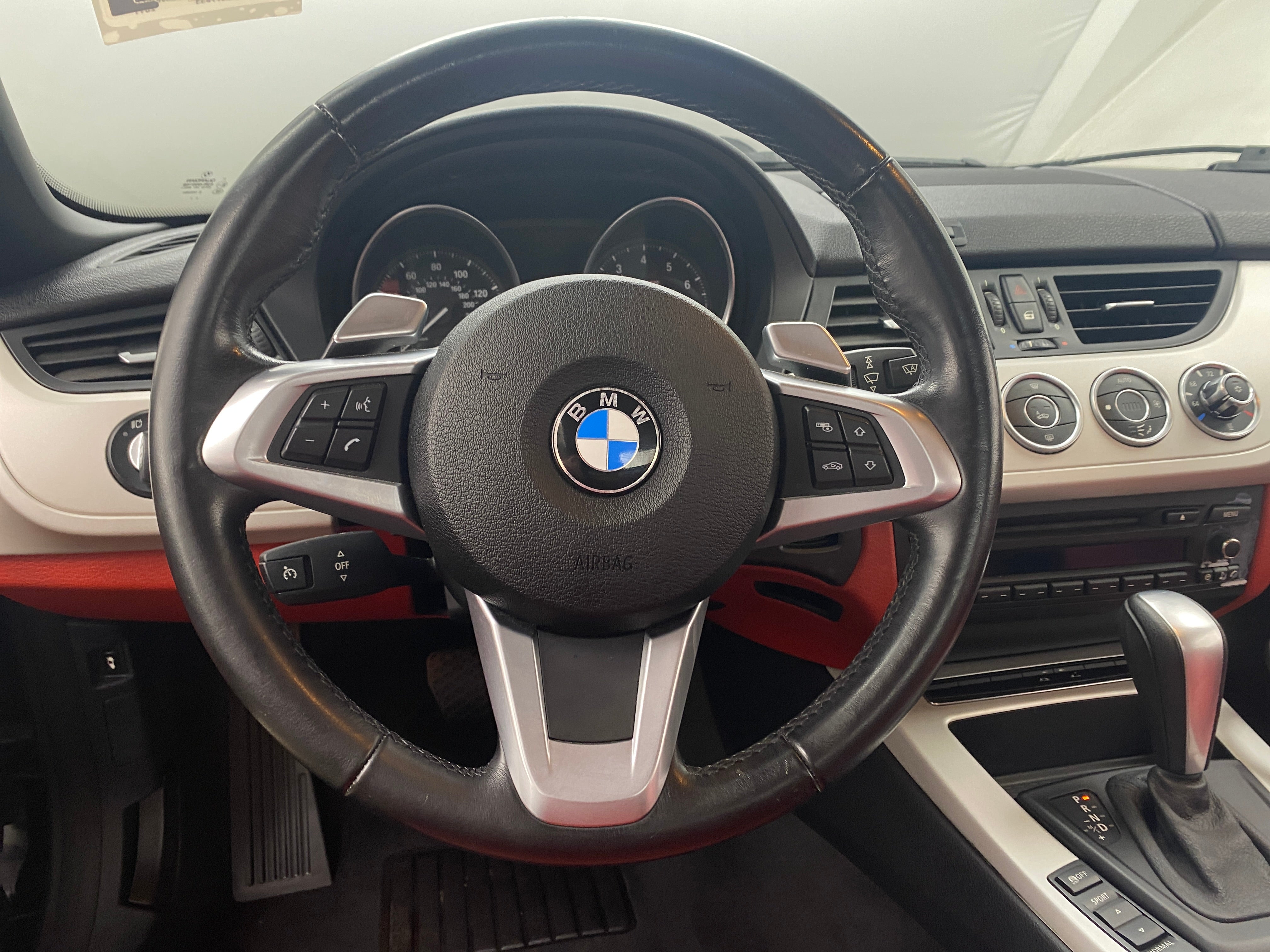 2011 BMW Z4 sDrive30i 4