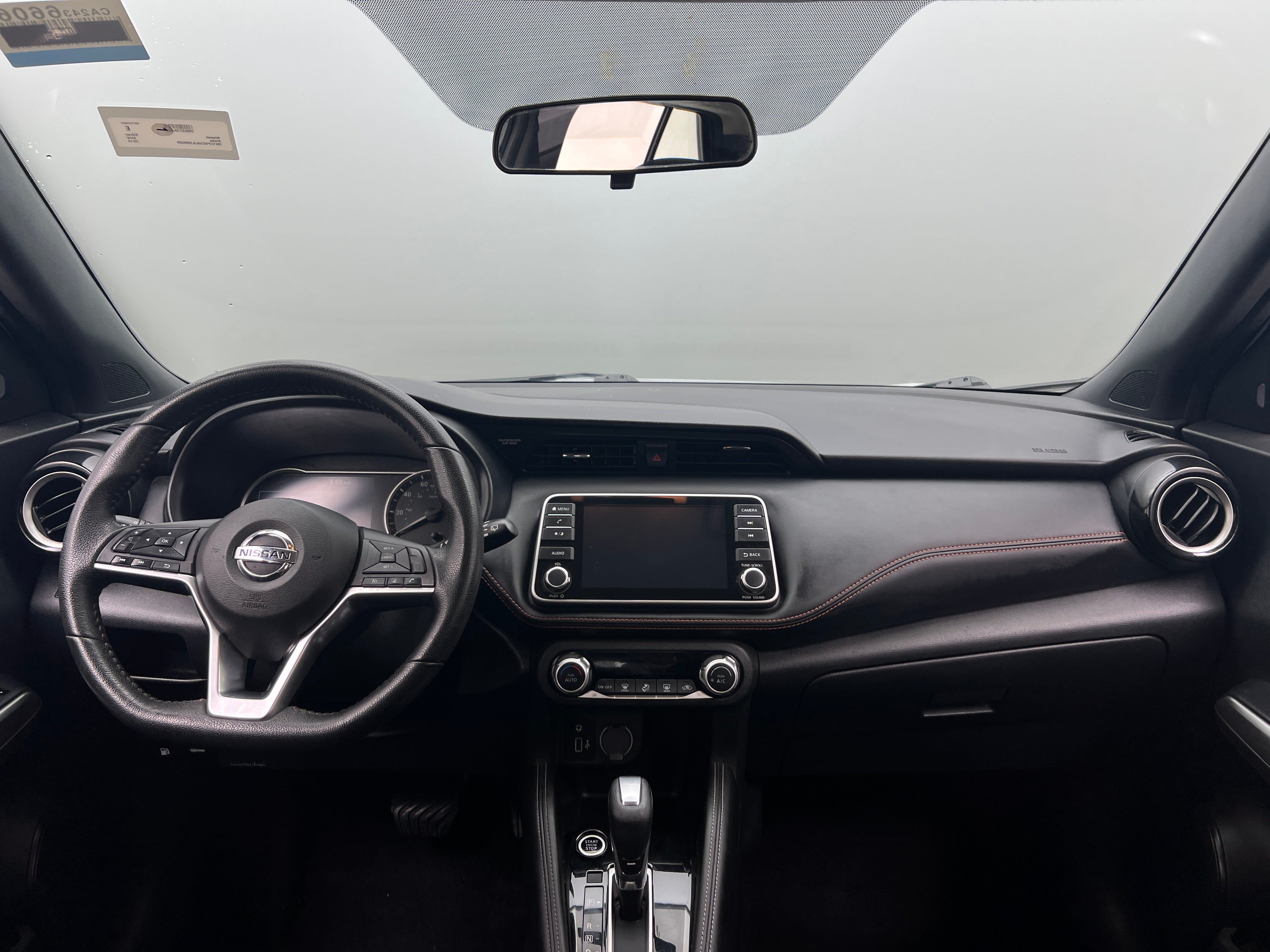 2018 Nissan Kicks SR 3