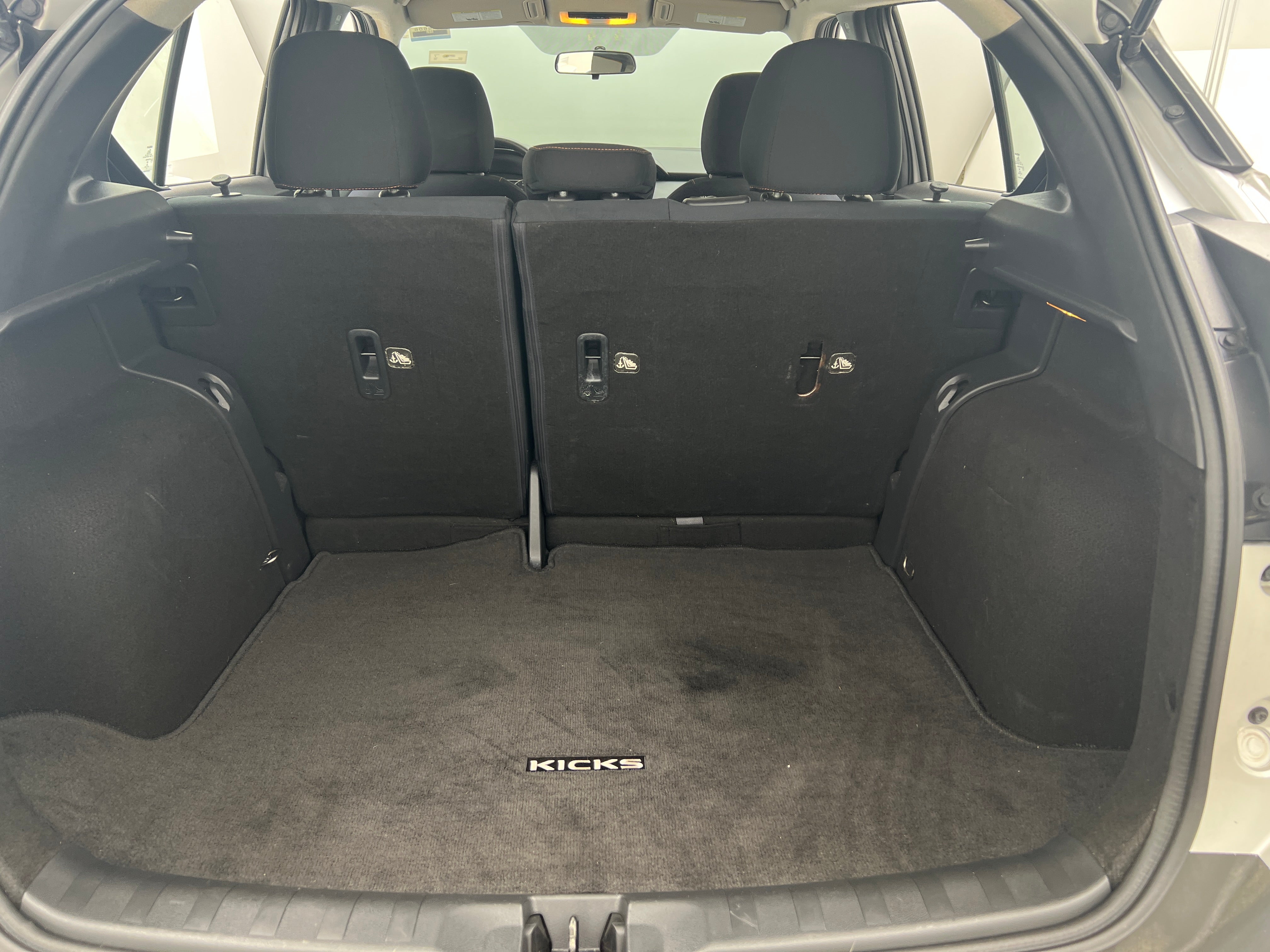 2018 Nissan Kicks SR 7