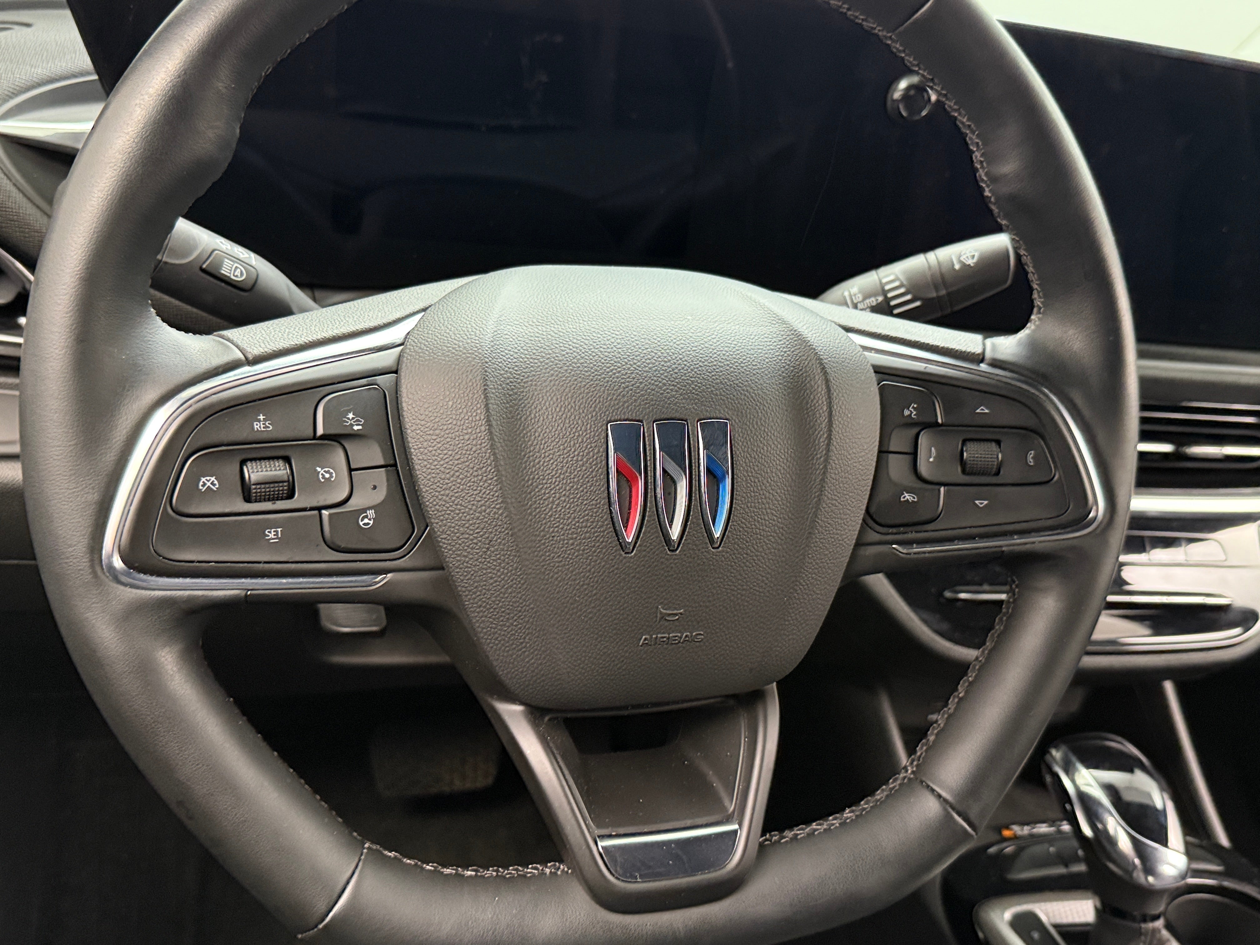 Thumbnail: 2024 Buick Envista - 4