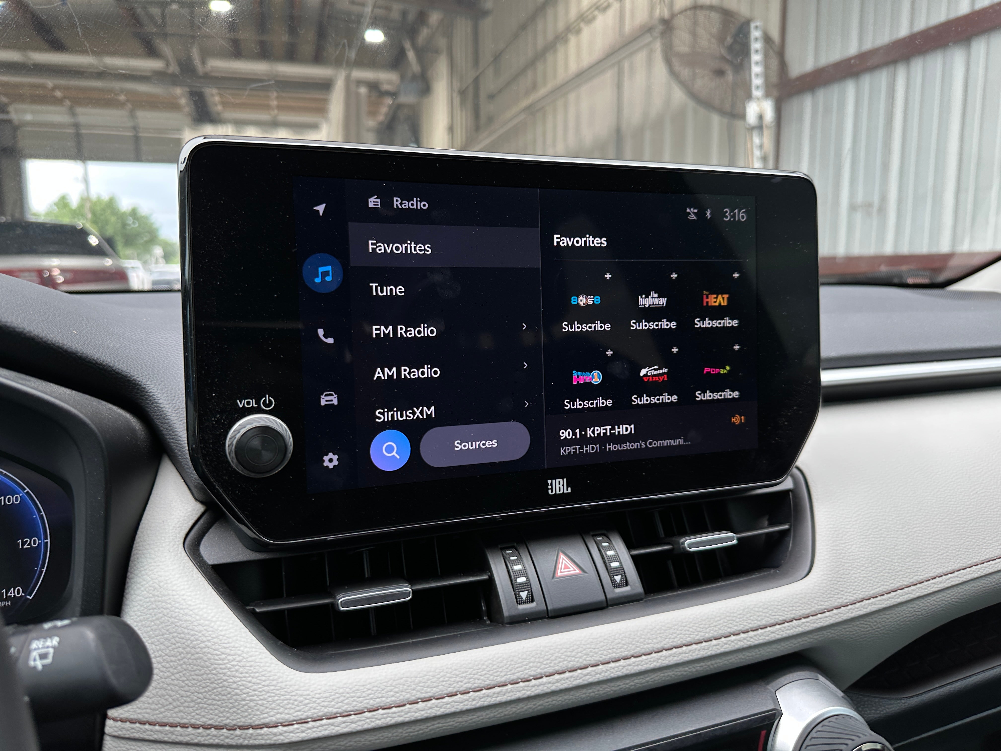 2023 Toyota RAV4 Limited 3