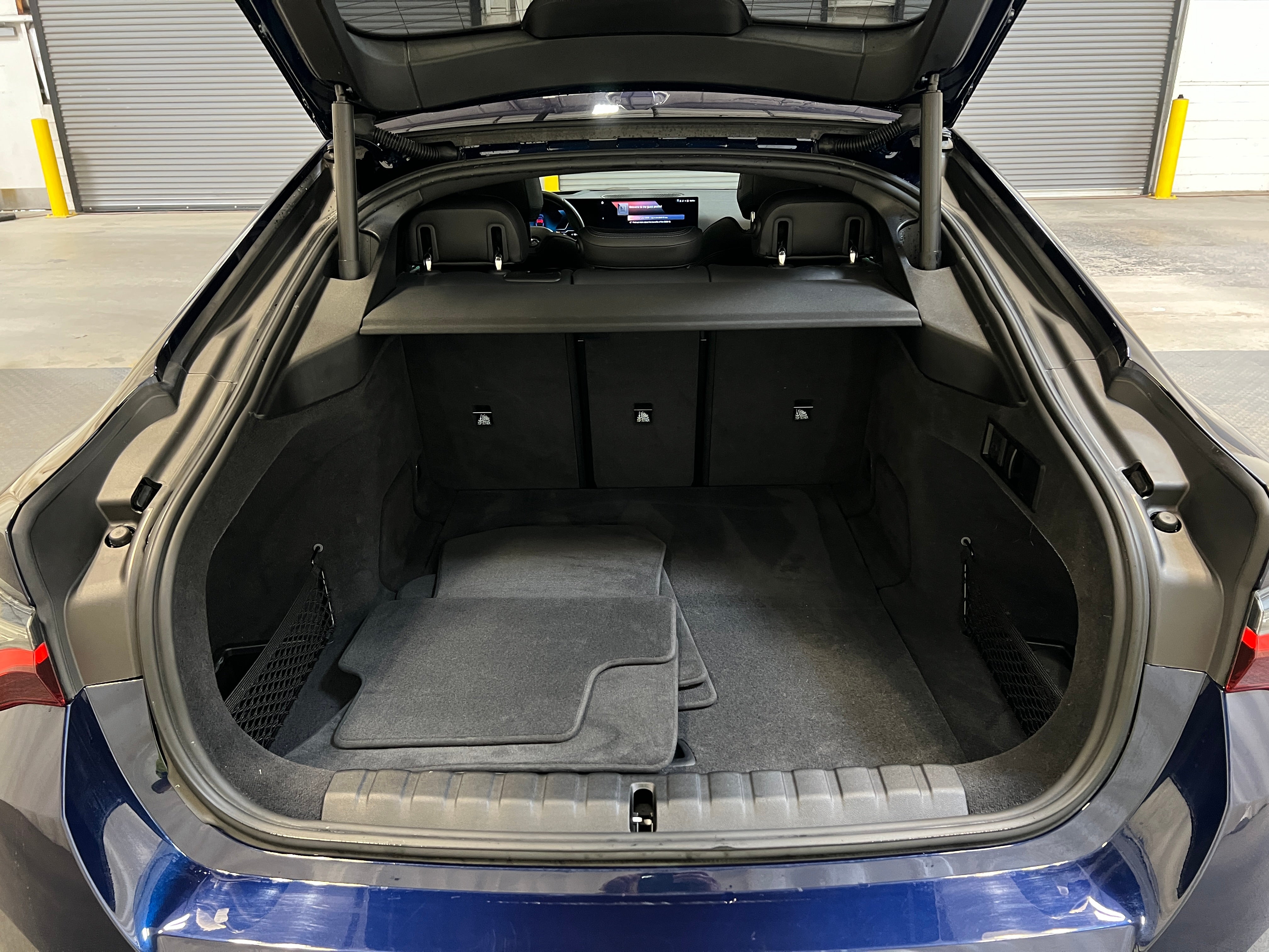 2023 BMW i4 eDrive40 6