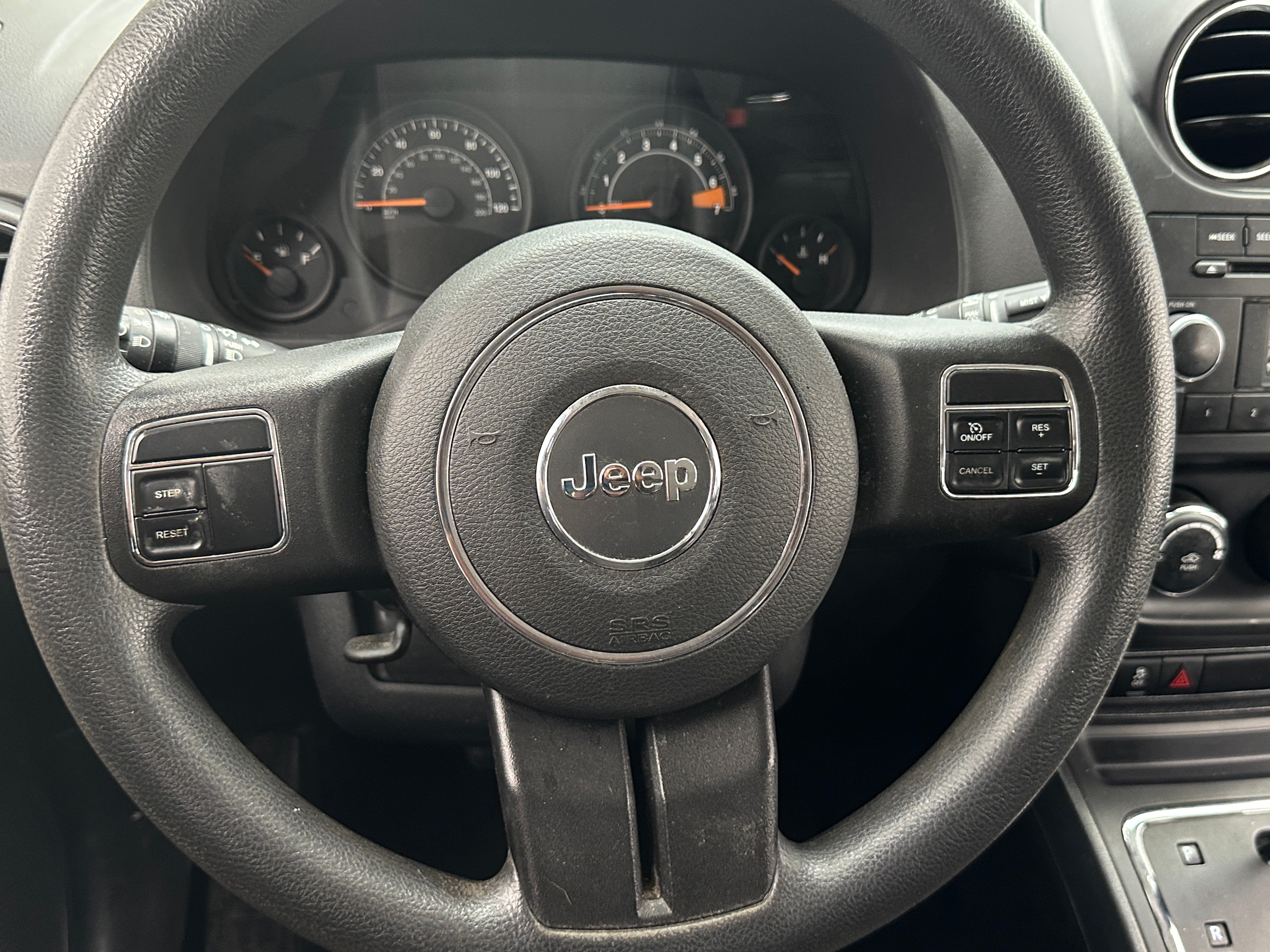 2014 Jeep Compass Sport 5