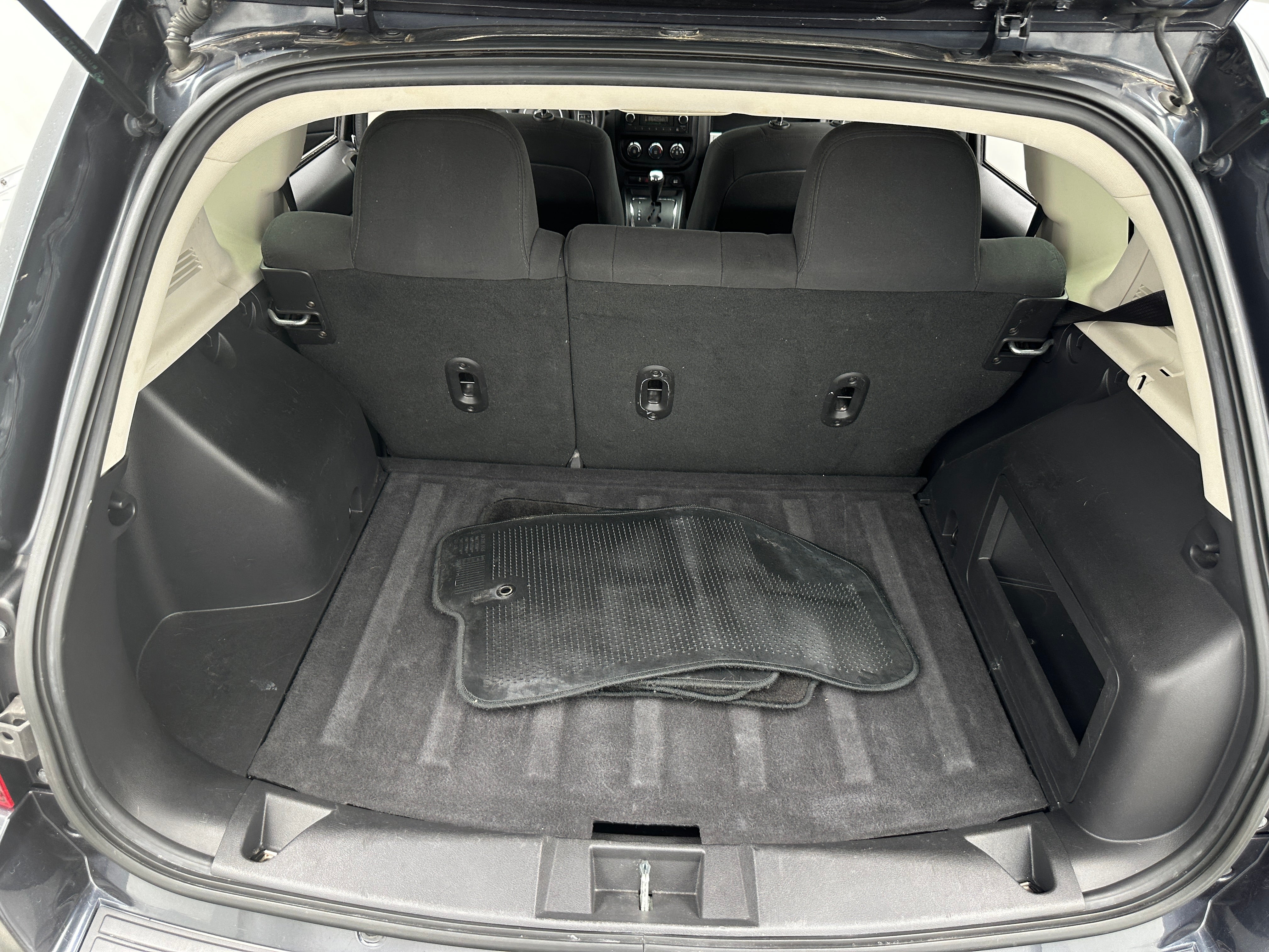 2014 Jeep Compass Sport 7