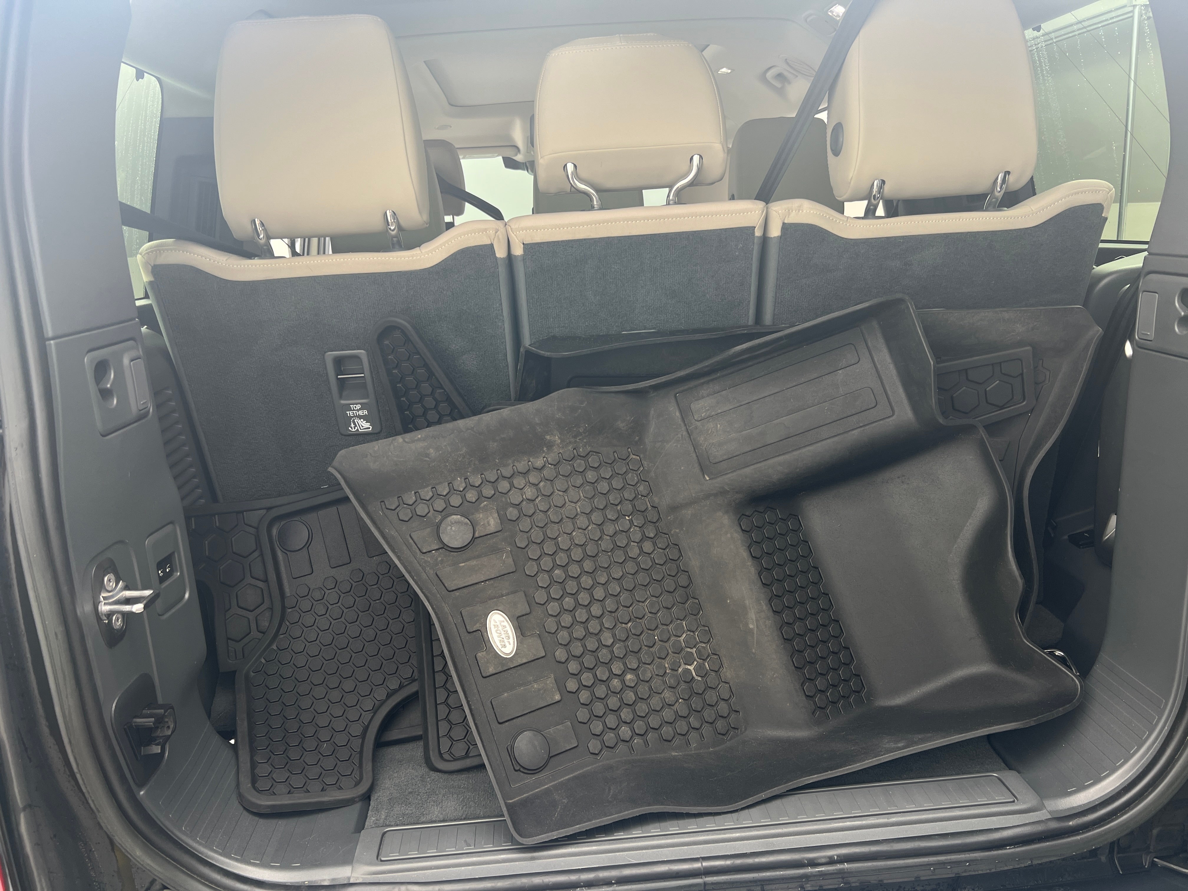 2023 Land Rover Defender 130 6