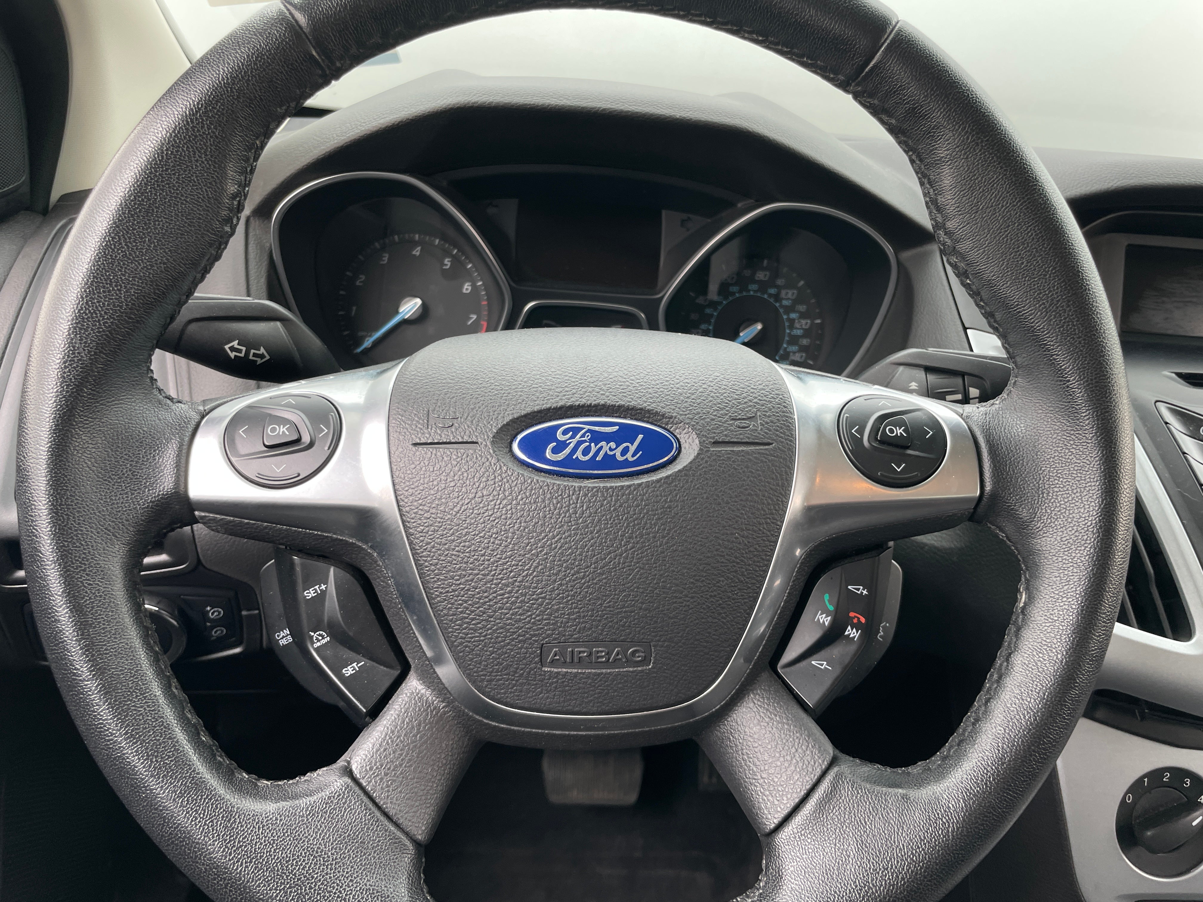 2012 Ford Focus SE 5