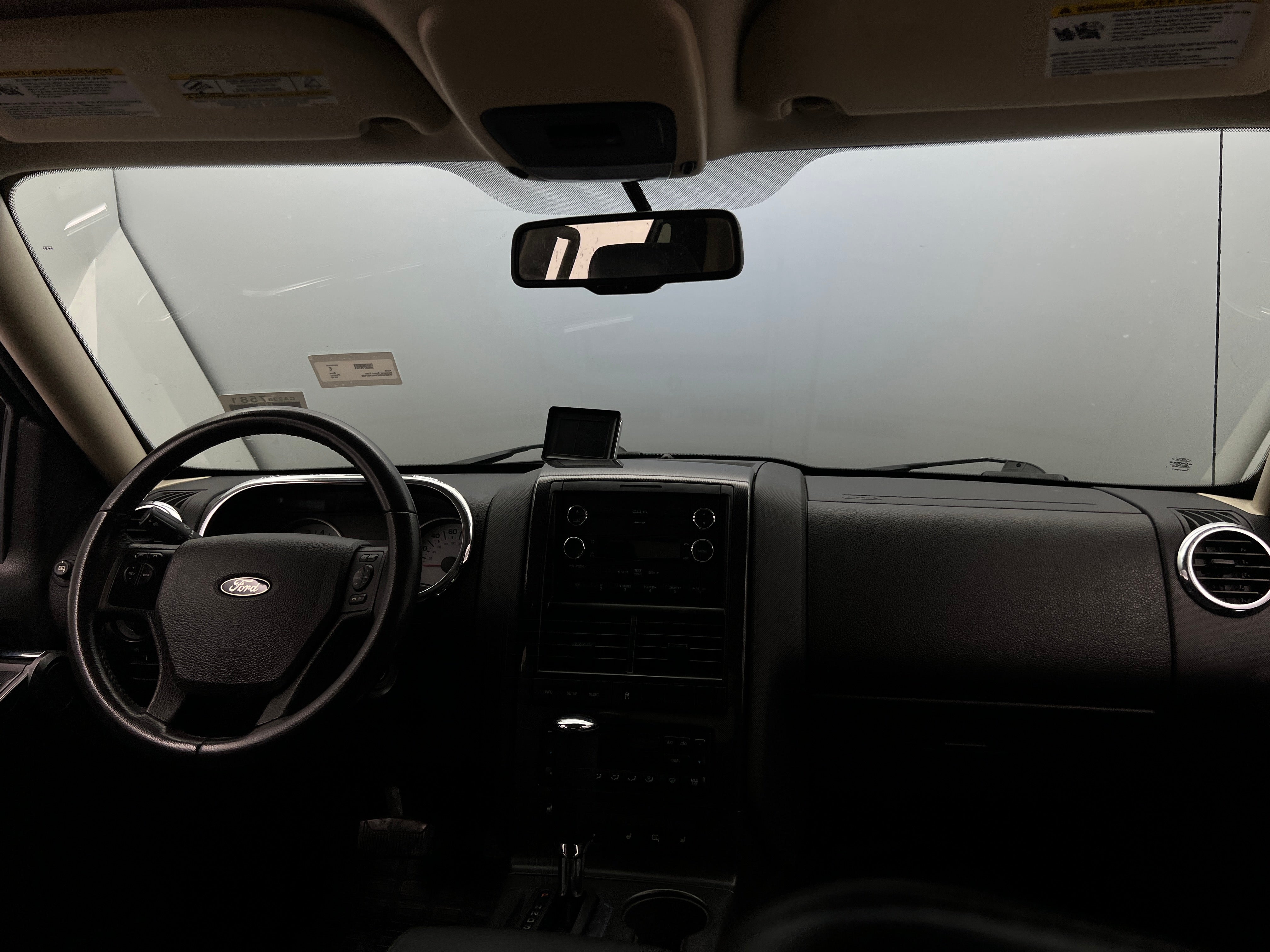 2010 Ford Explorer Sport Trac Limited 2
