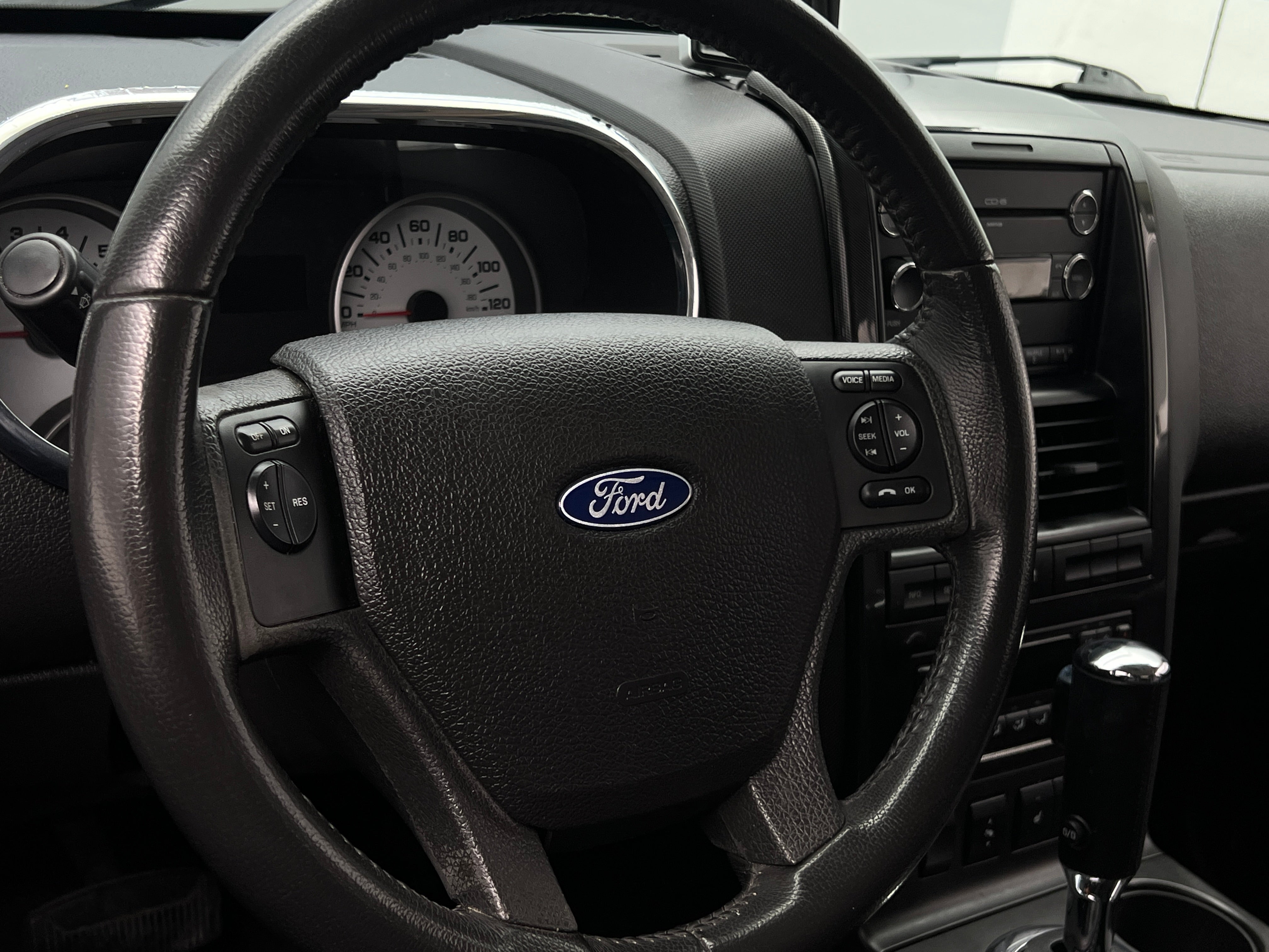 2010 Ford Explorer Sport Trac Limited 4