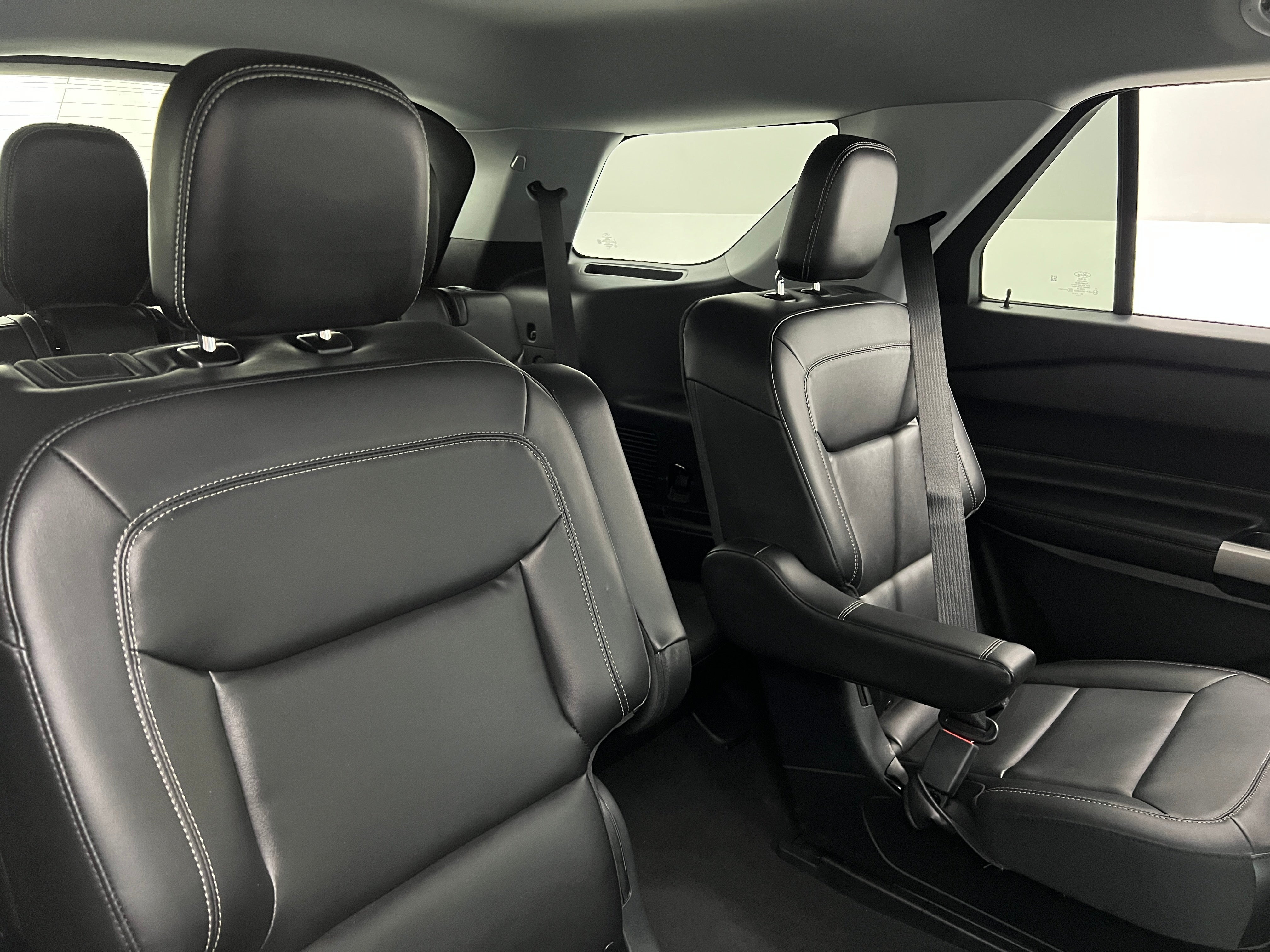 2022 Ford Explorer XLT 5