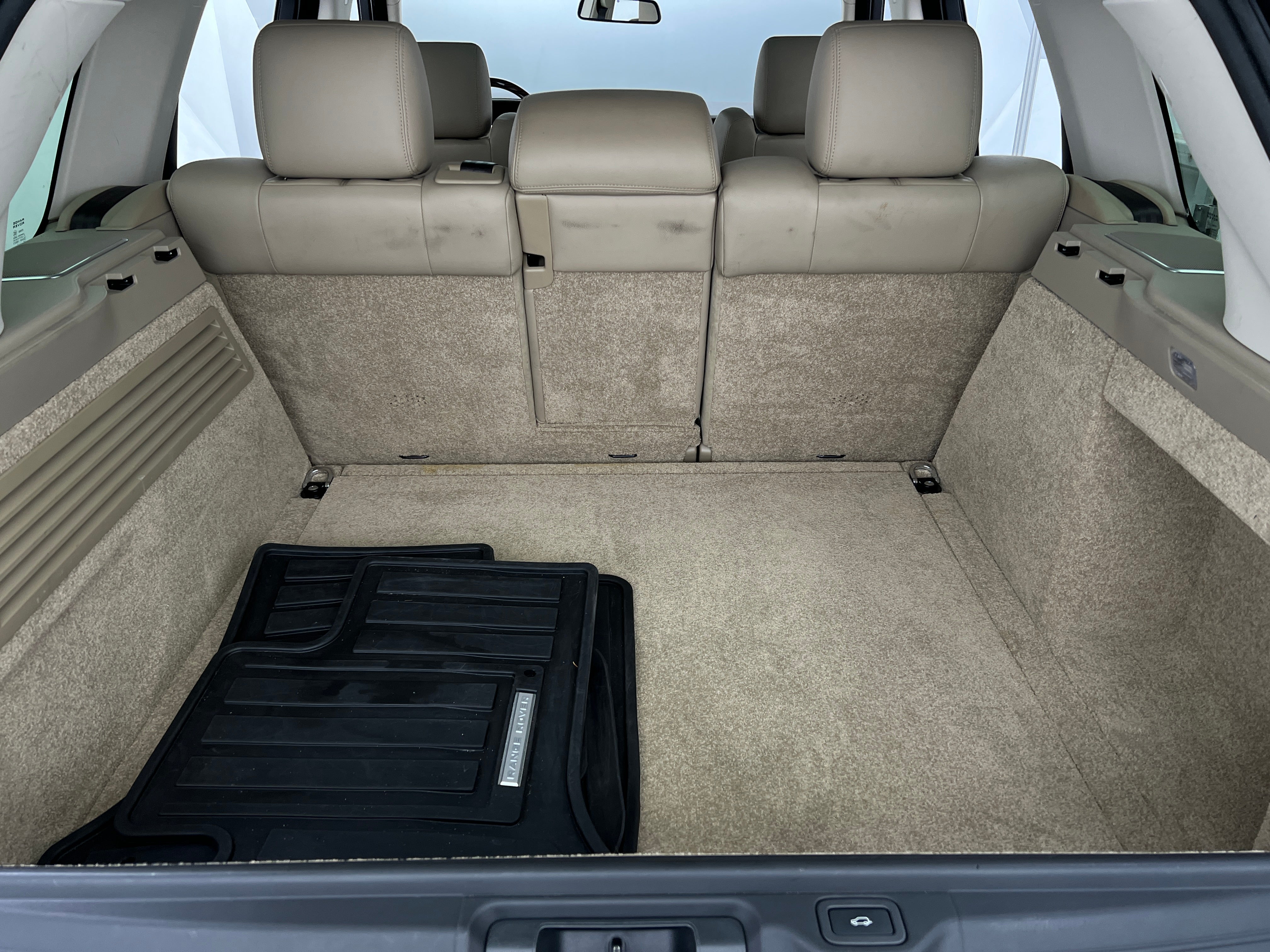 2016 Land Rover Range Rover SE 6