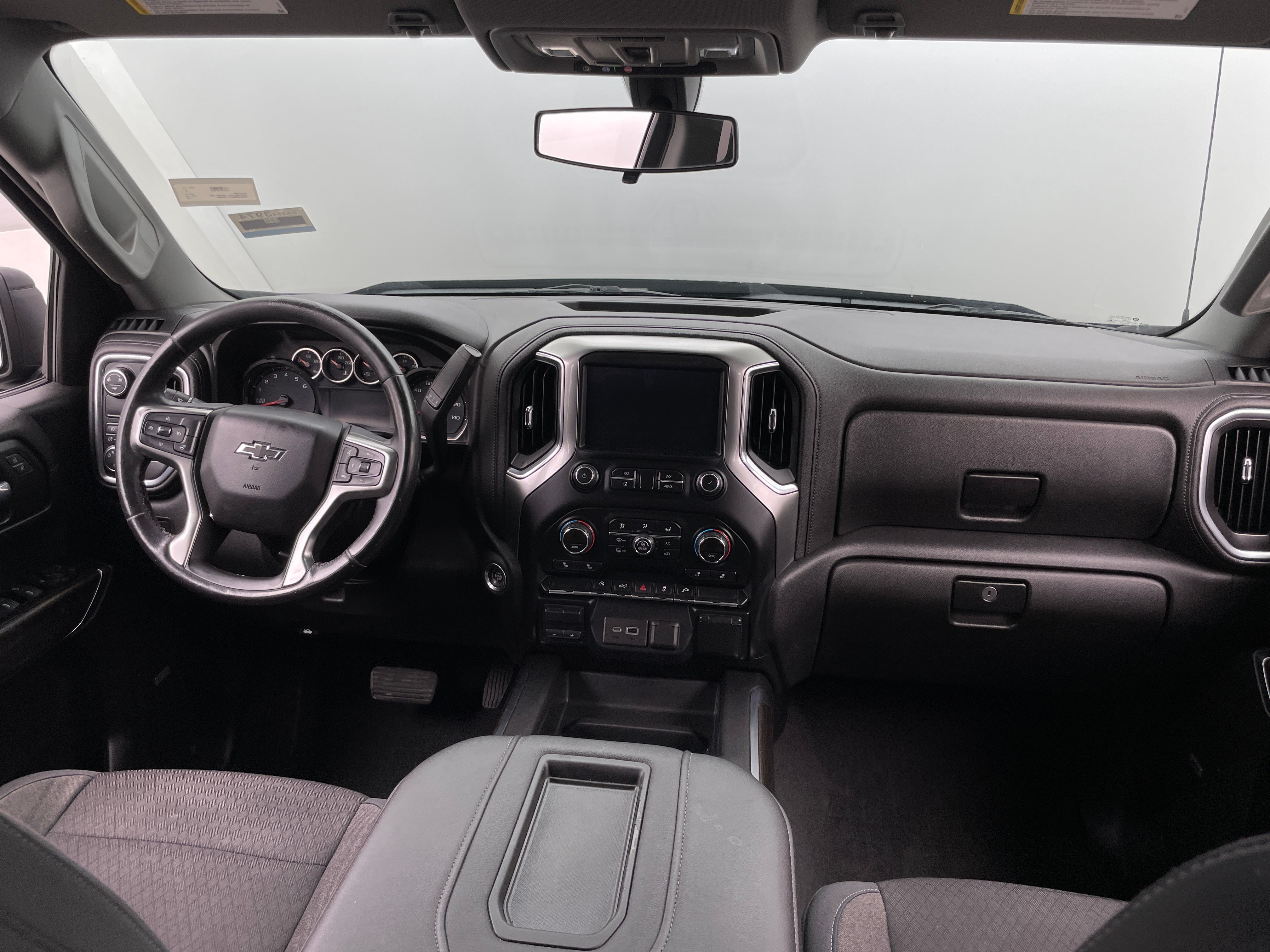 2019 Chevrolet Silverado 1500 RST 3
