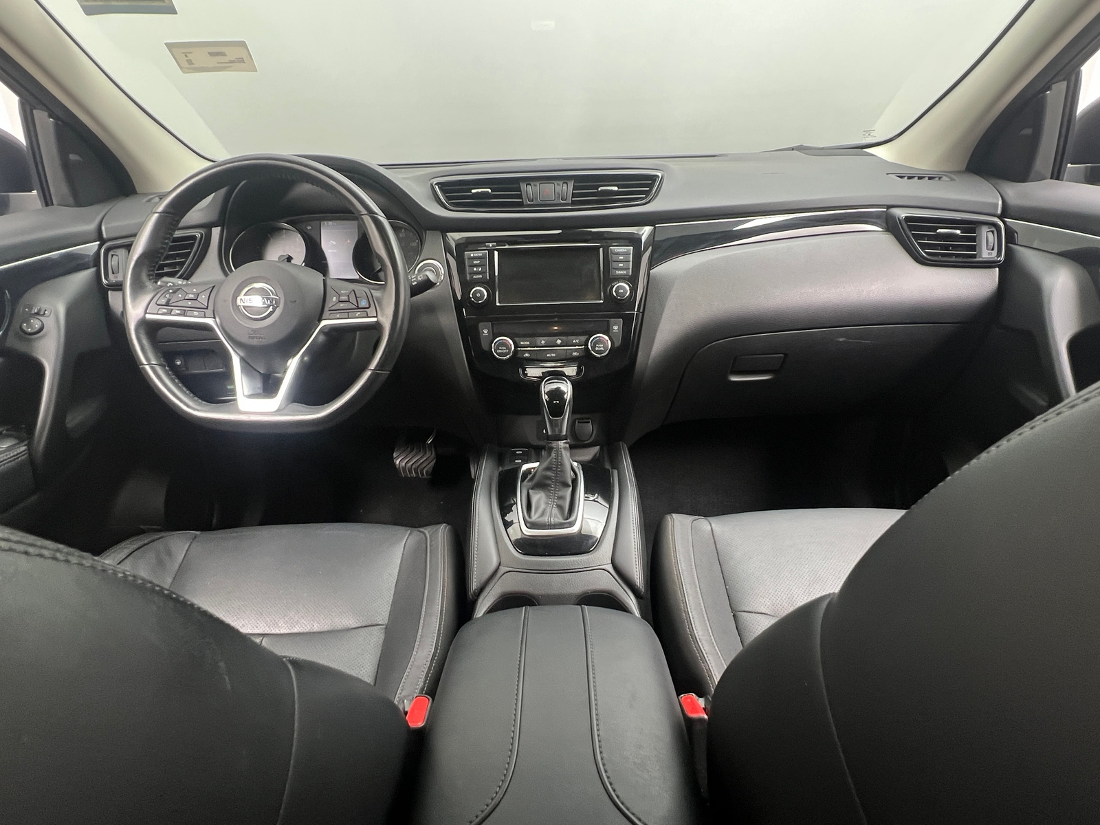 Thumbnail: 2019 Nissan Rogue Sport - 2
