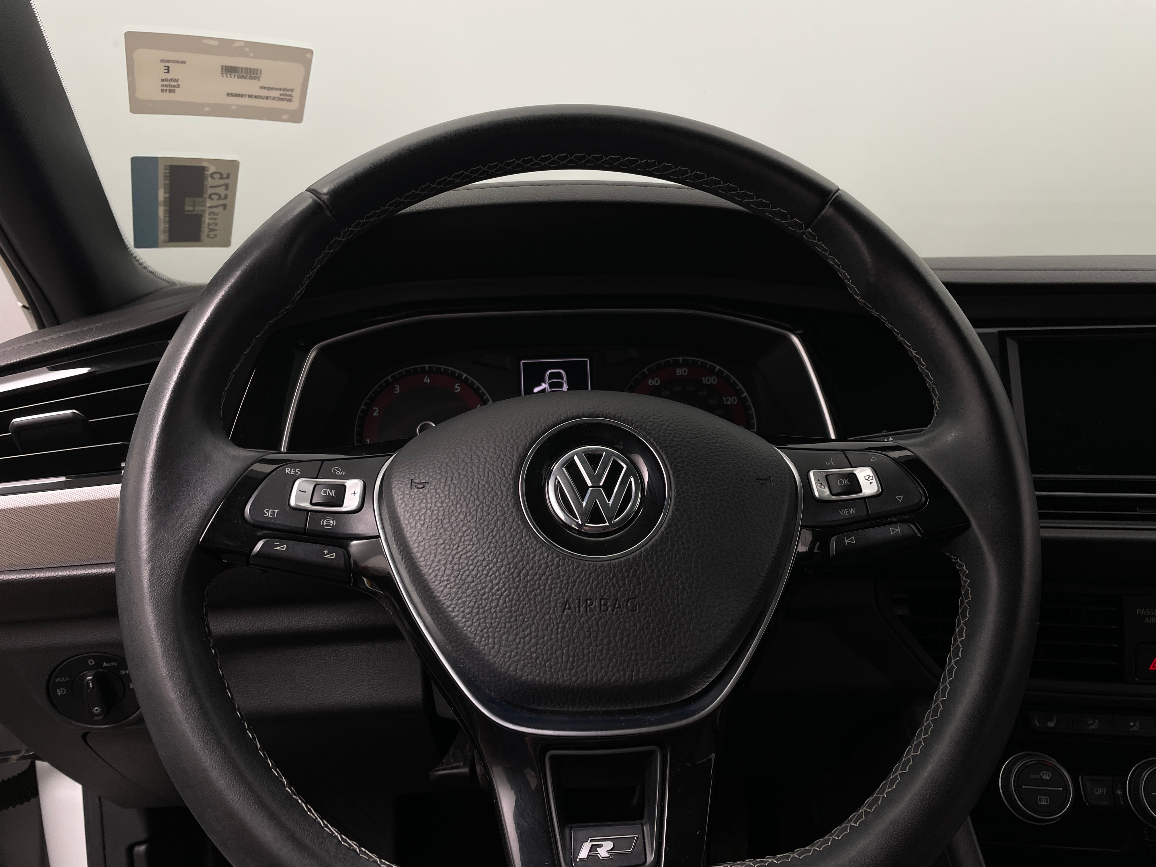 2019 Volkswagen Jetta R-Line 4