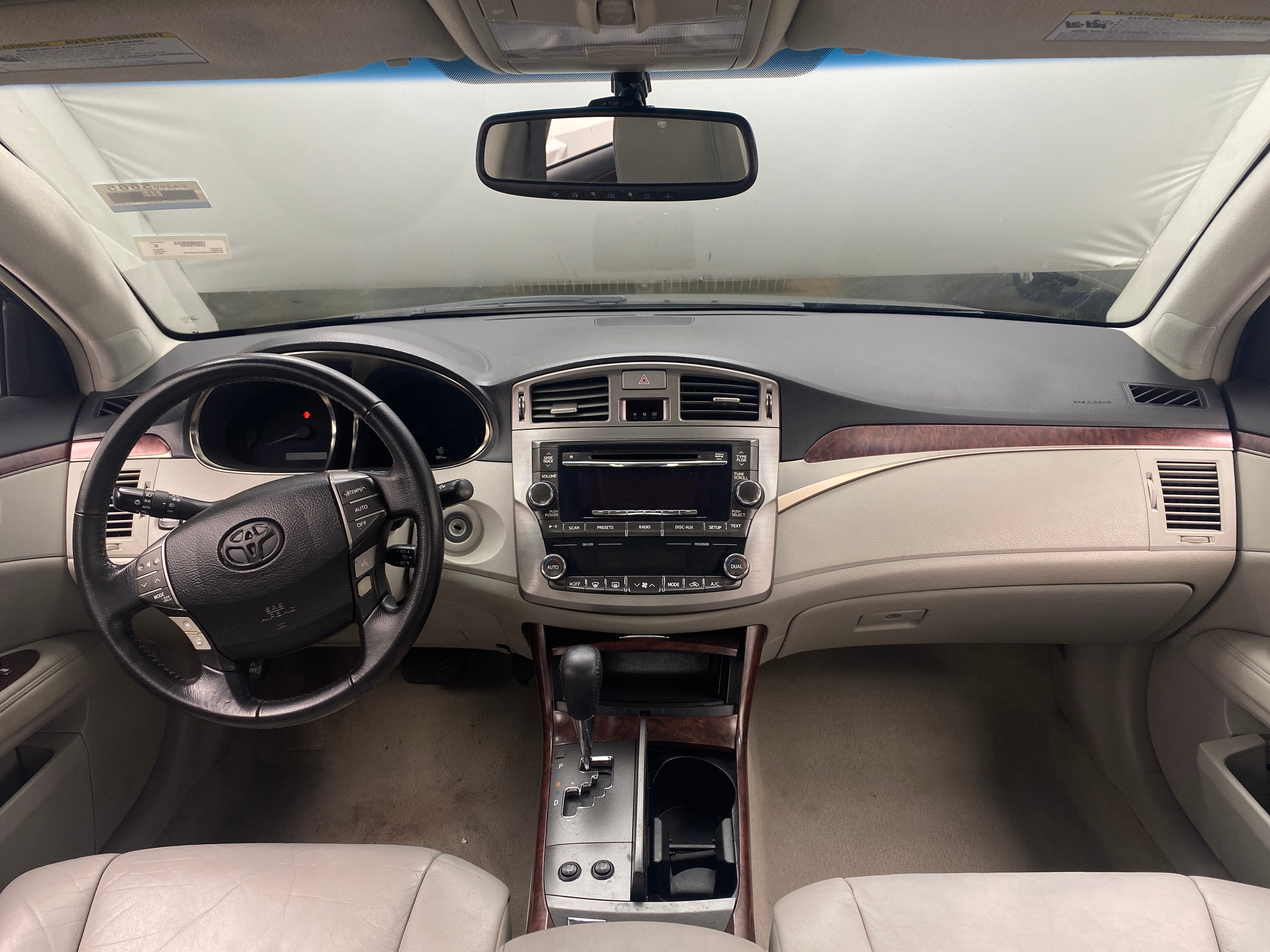 2012 Toyota Avalon Base 2