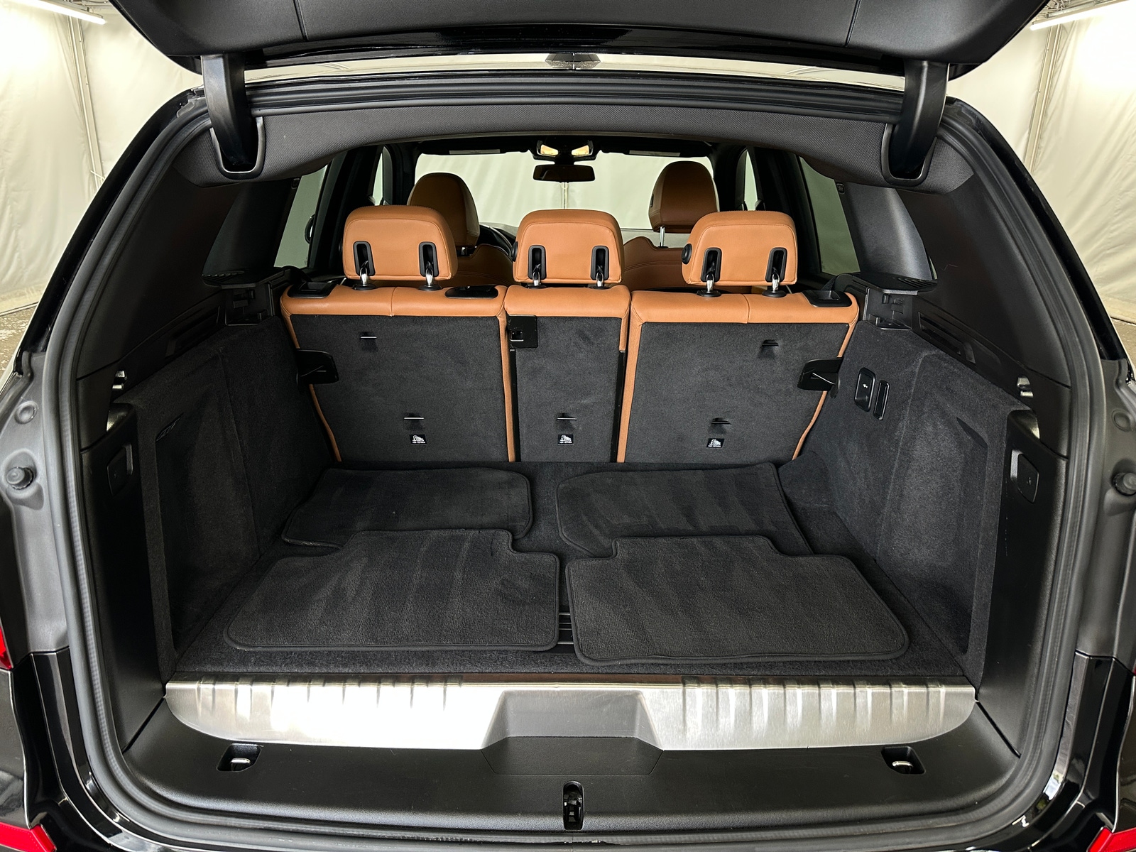 Thumbnail: 2021 BMW X3 - 6