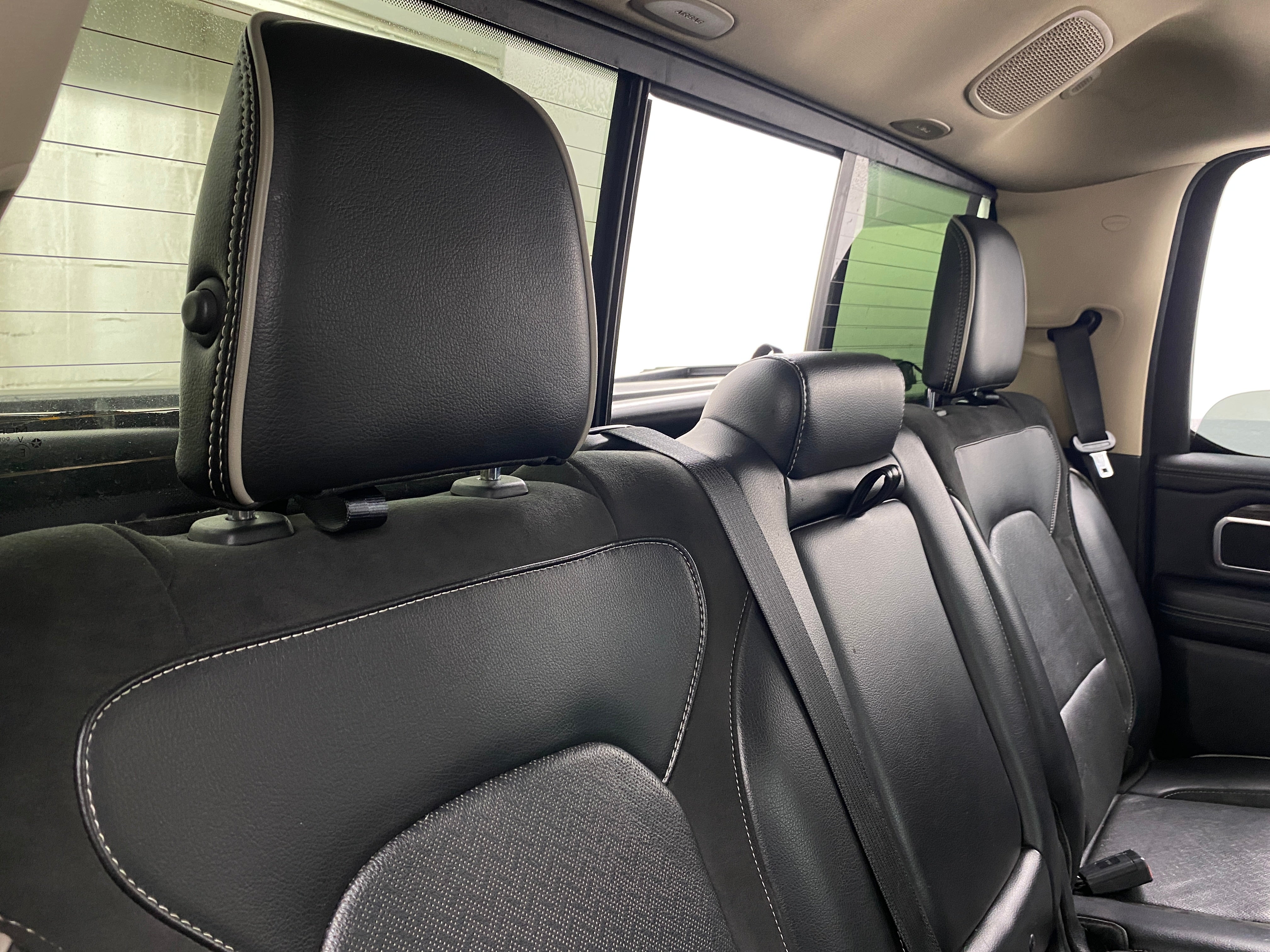 2019 RAM 1500 Laramie 5