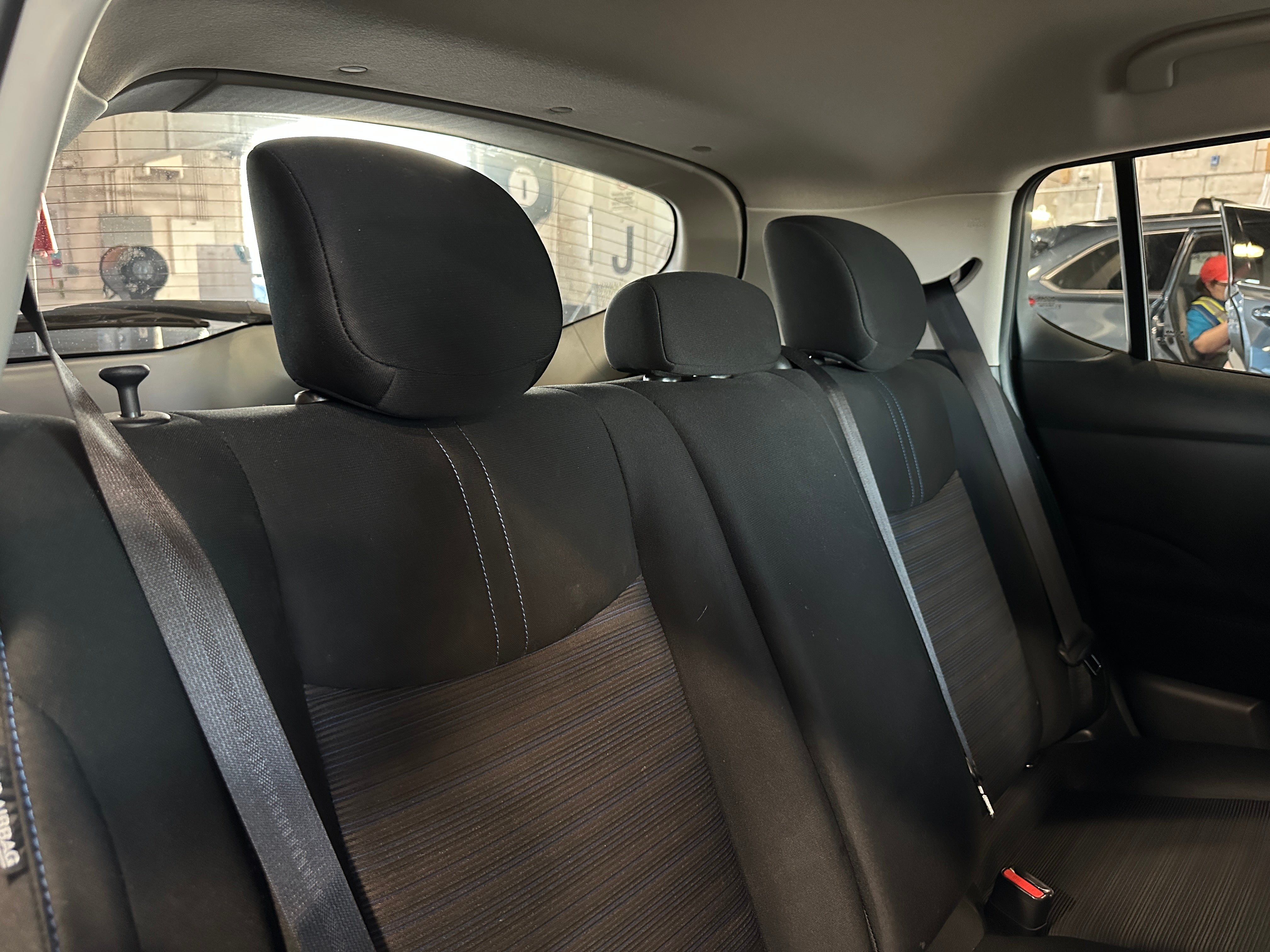 2021 Nissan Leaf S 6