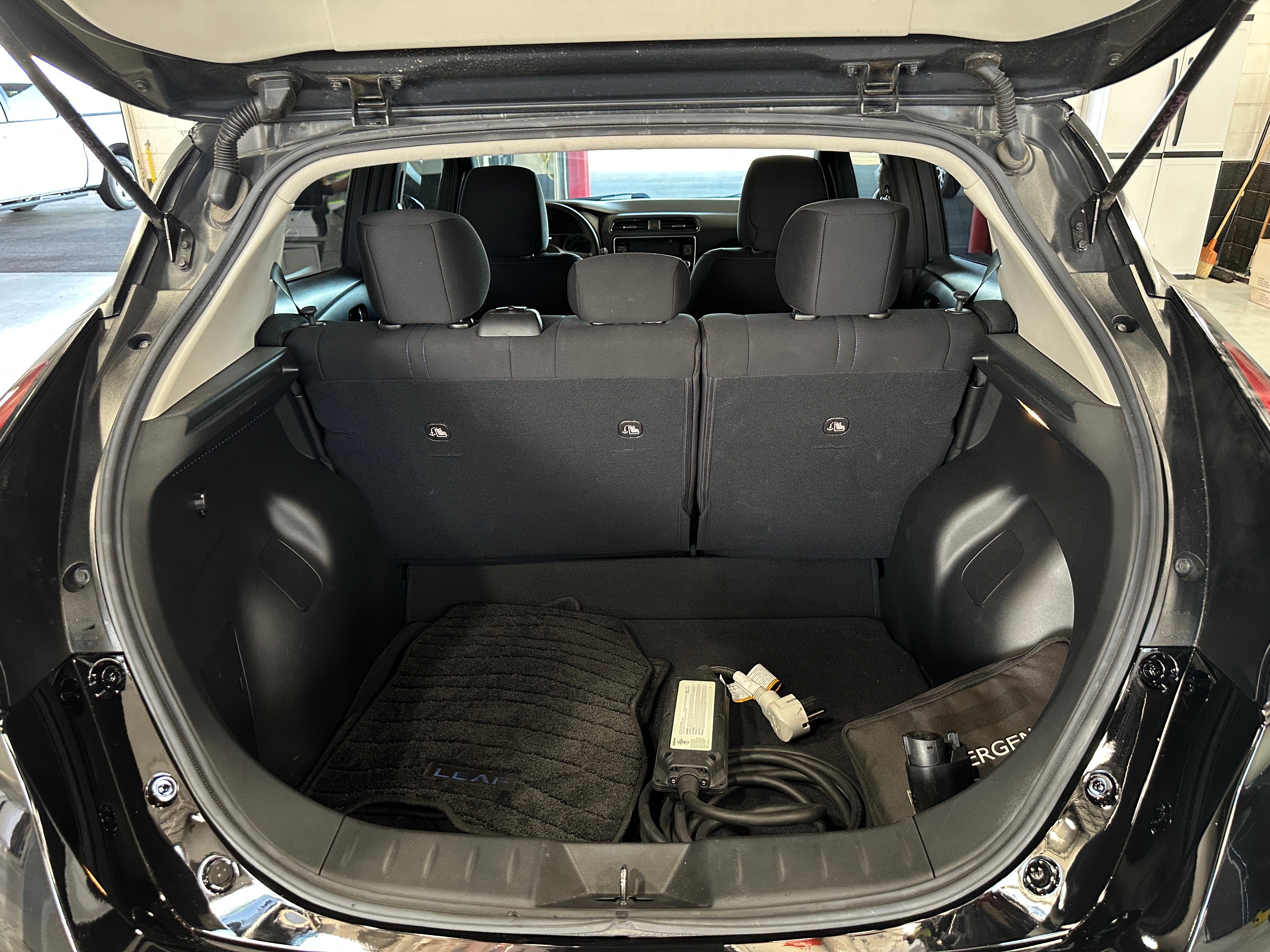 2021 Nissan Leaf S 7