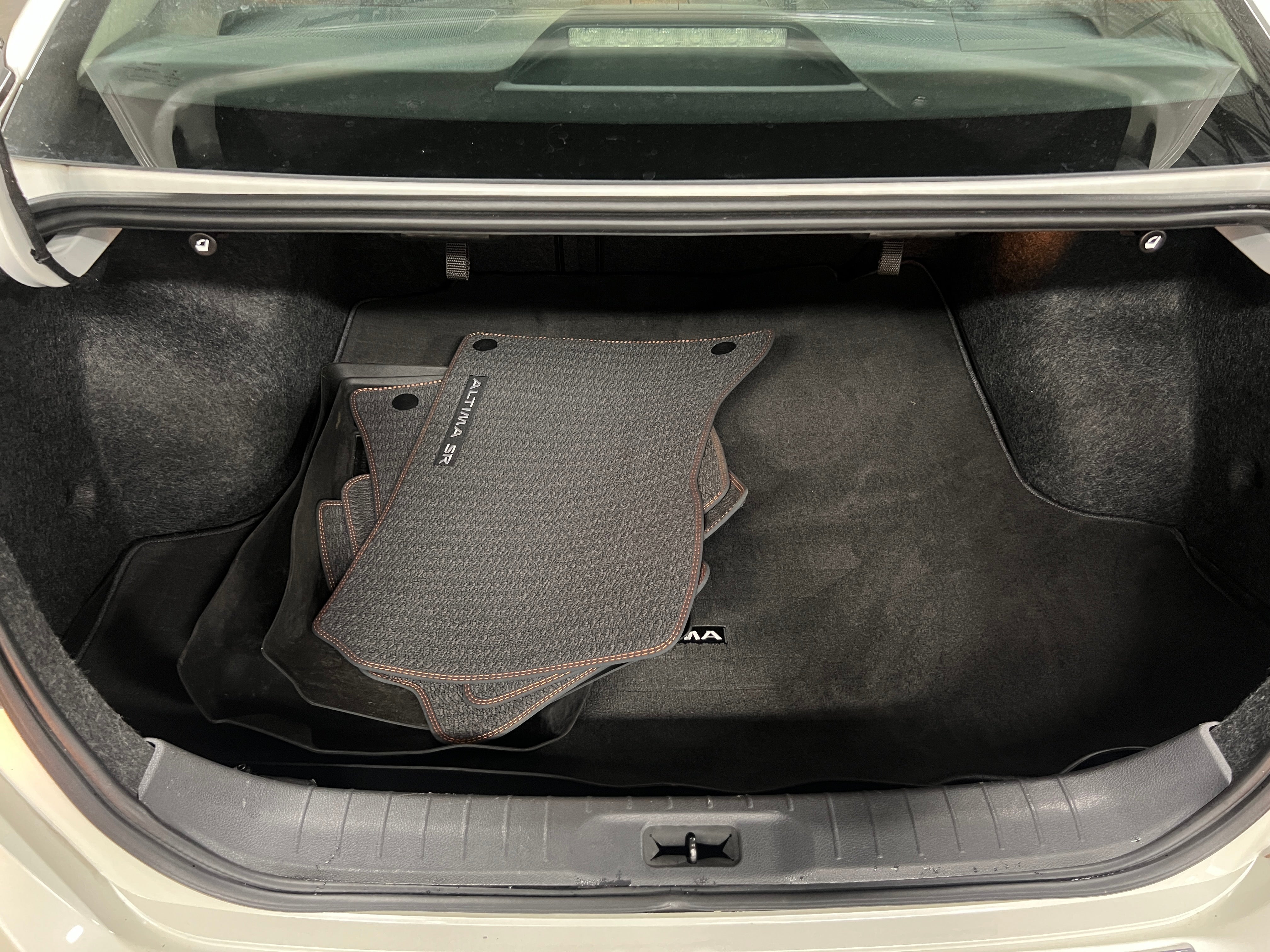 2019 Nissan Altima SR 7