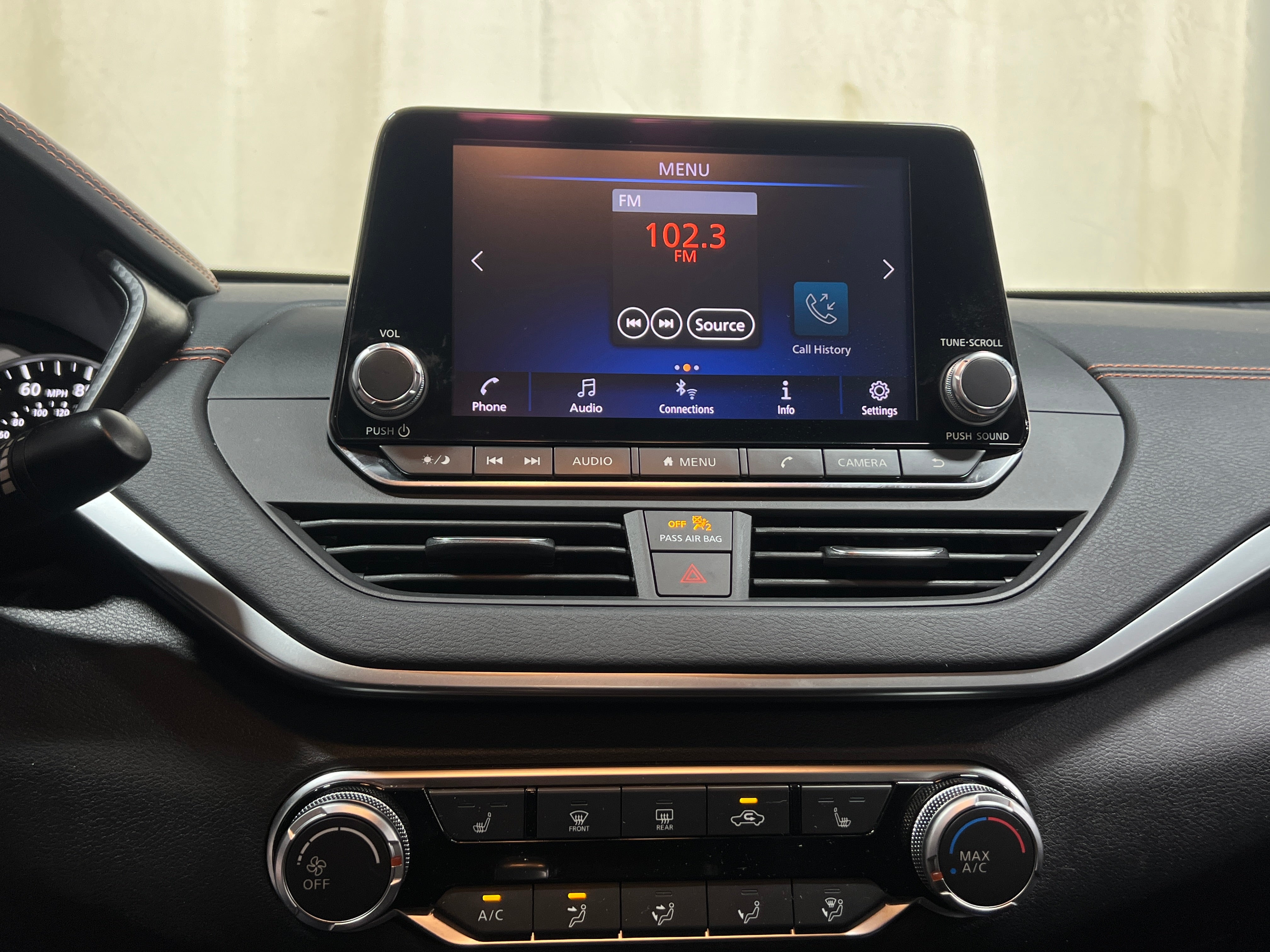 2019 Nissan Altima SR 4