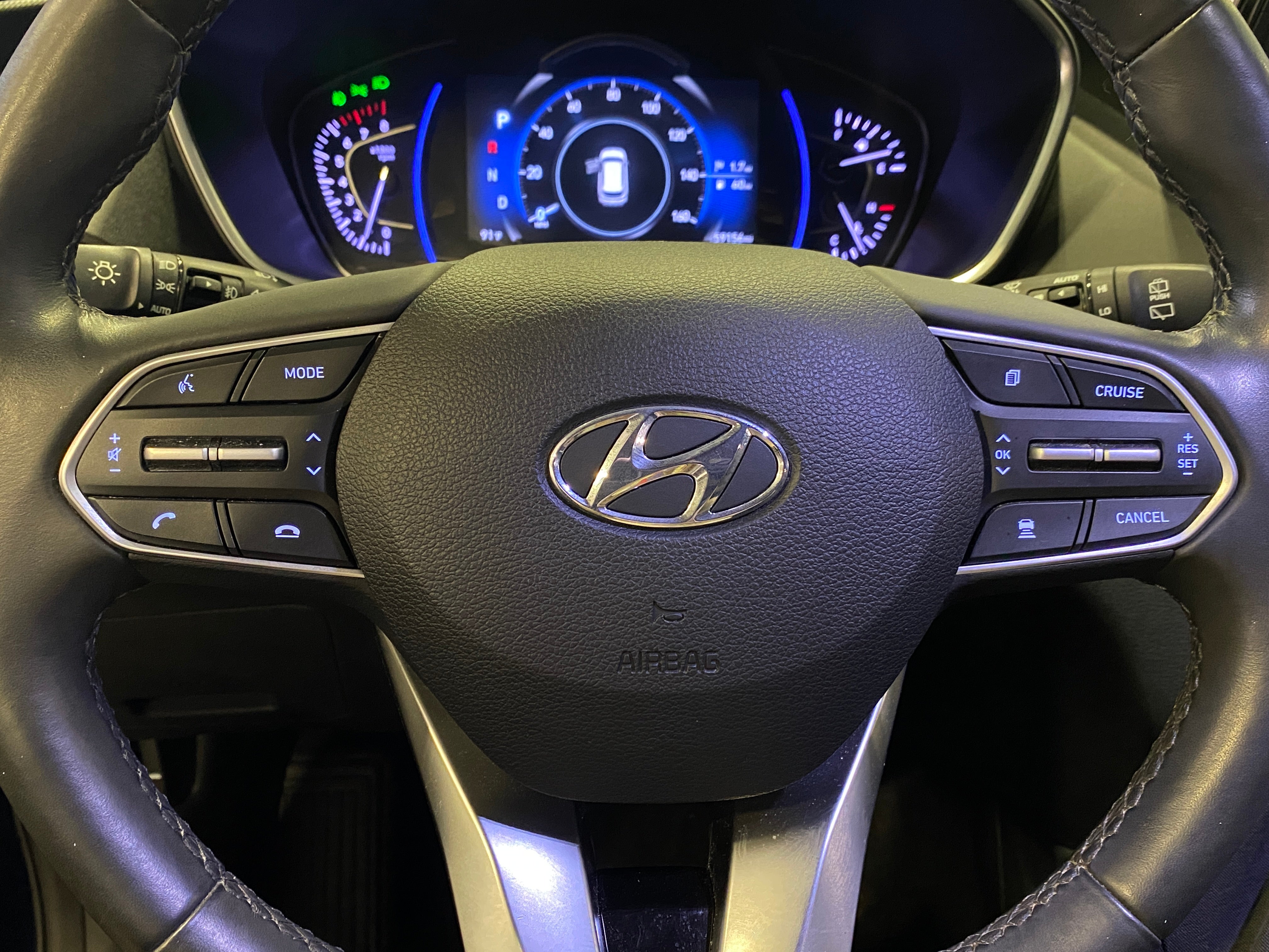 2020 Hyundai Santa Fe Limited 4