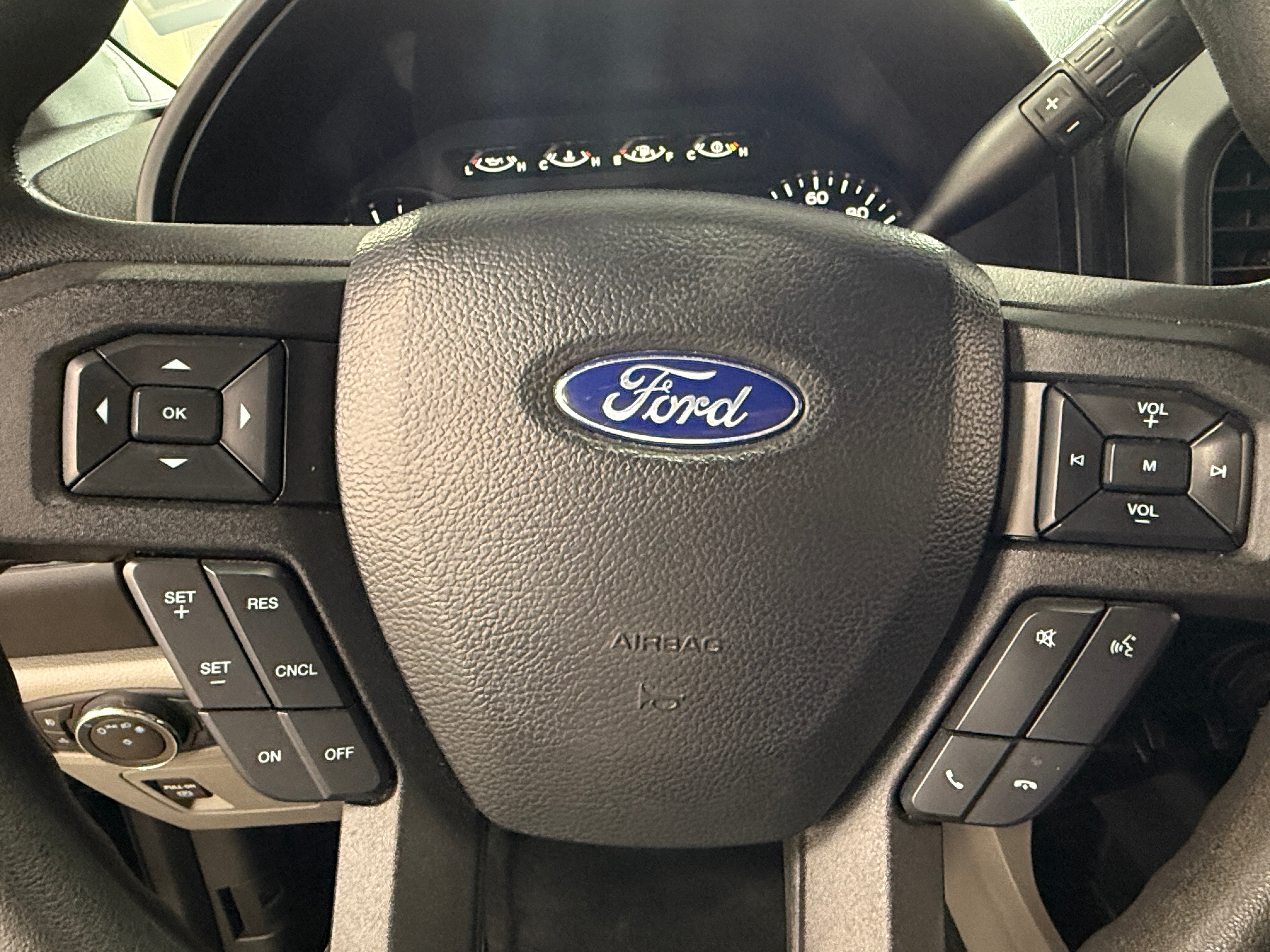 2018 Ford Econoline E-150 5