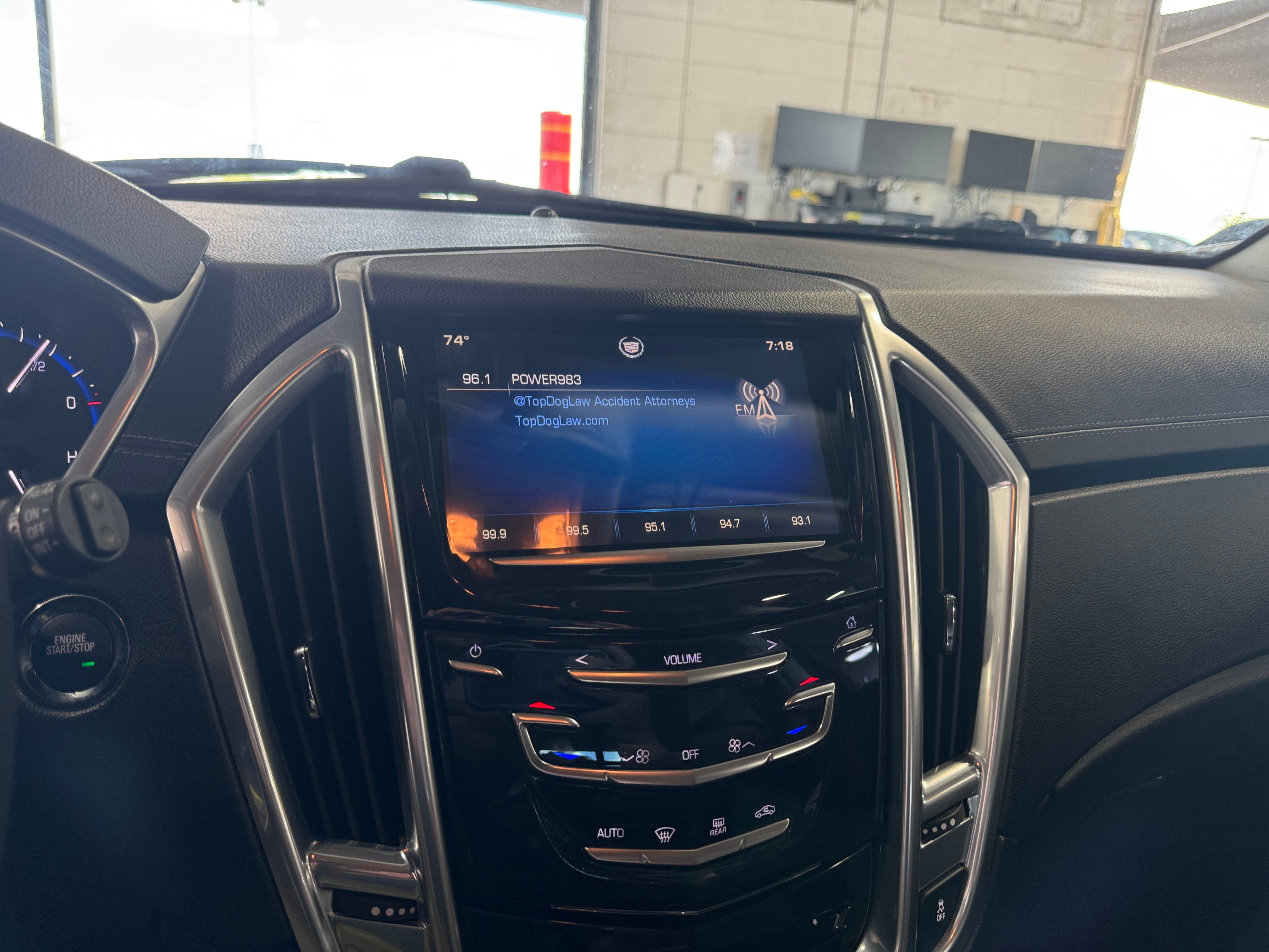 2014 Cadillac SRX Base 3