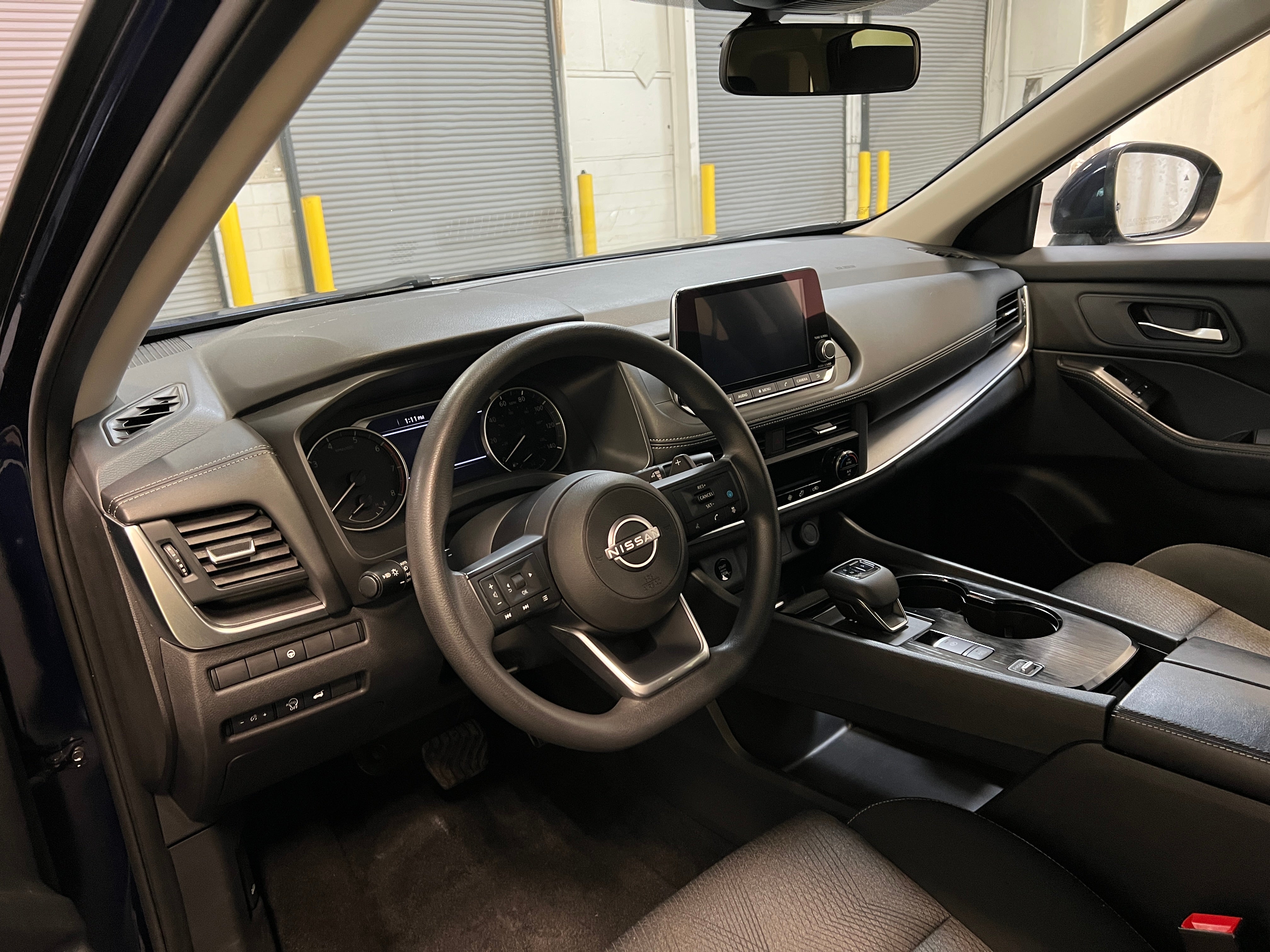 2024 Nissan Rogue SV 3