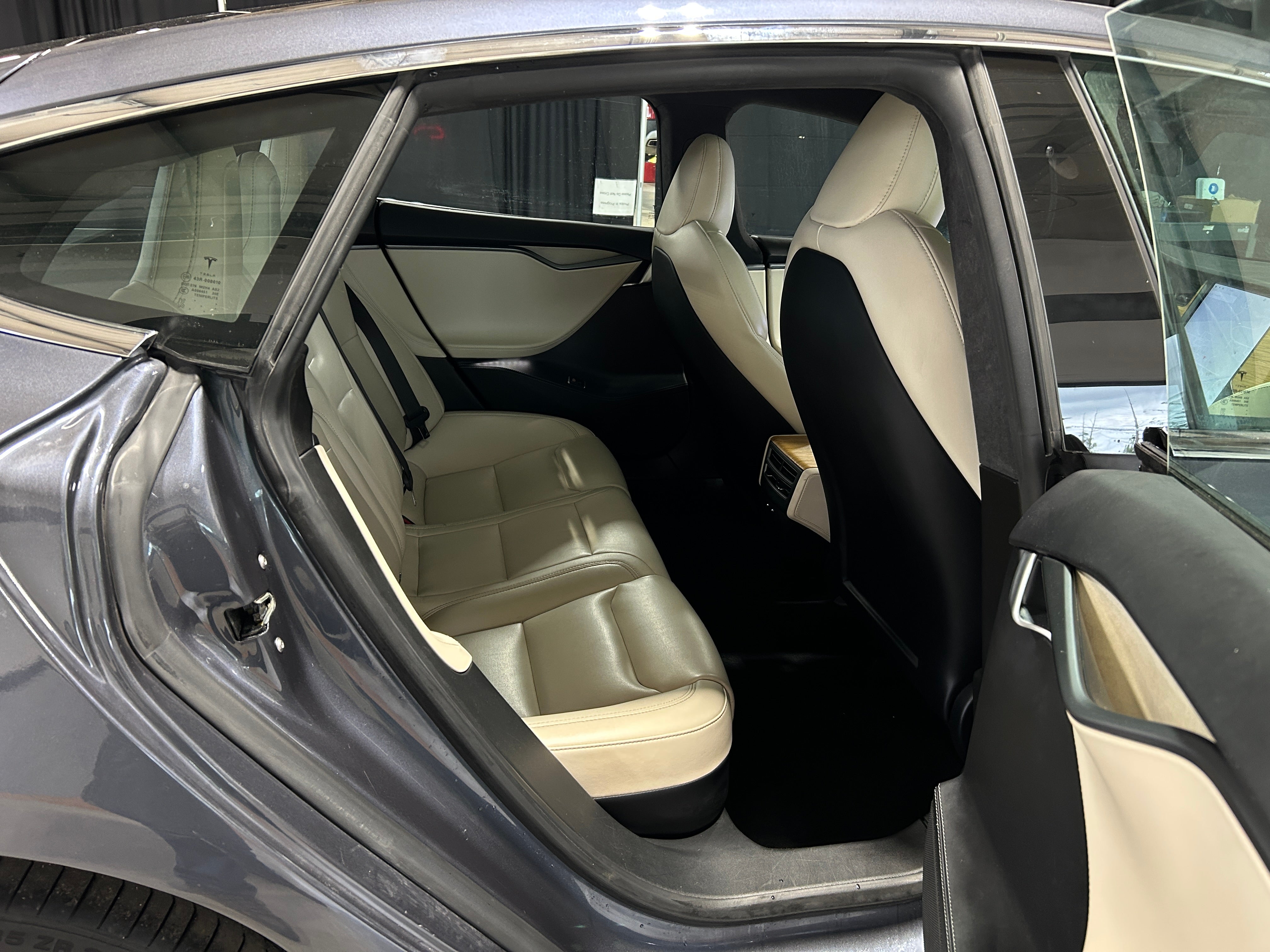 2020 Tesla Model S Long Range 5