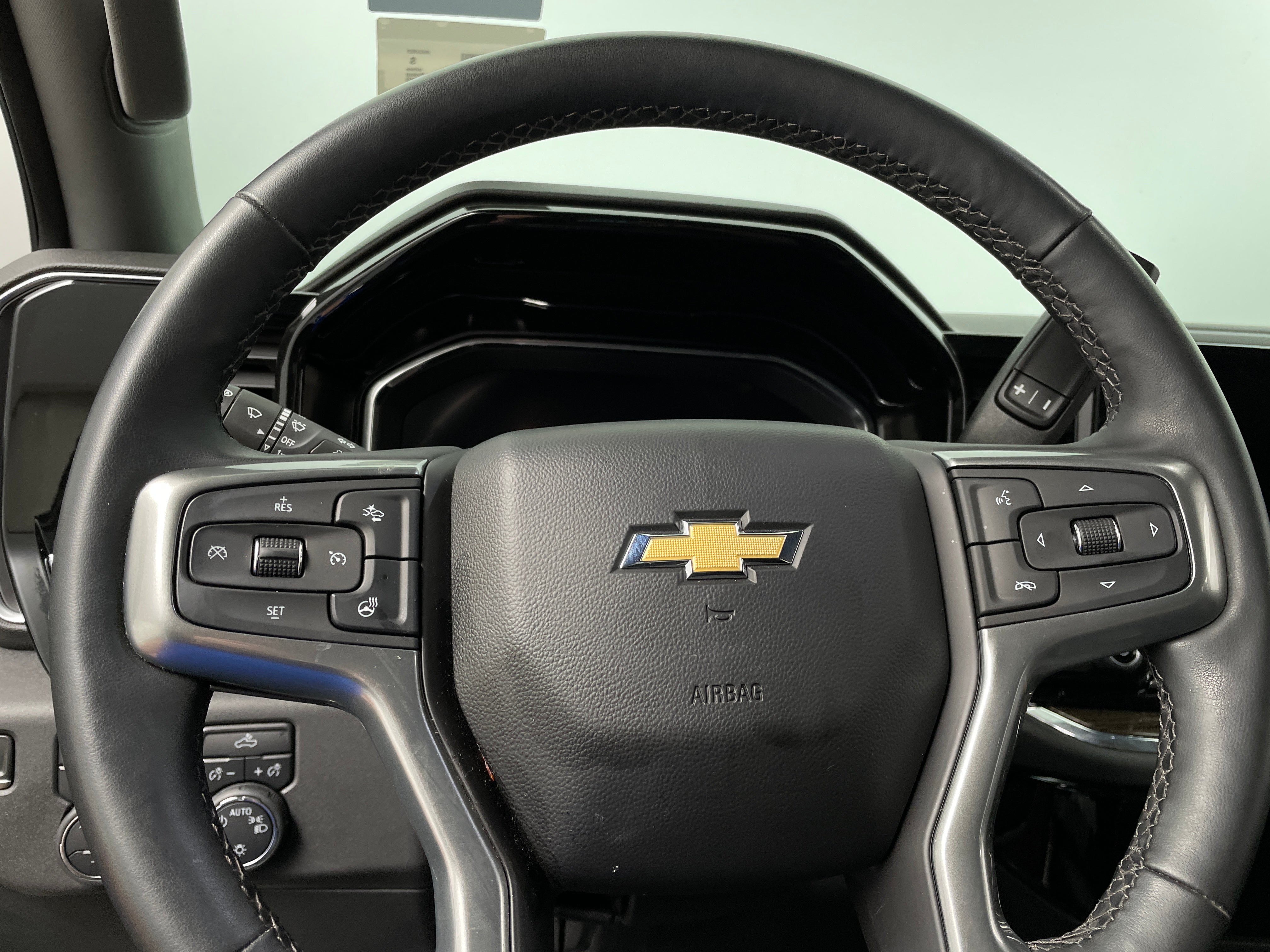 2023 Chevrolet Silverado 1500 LT 5