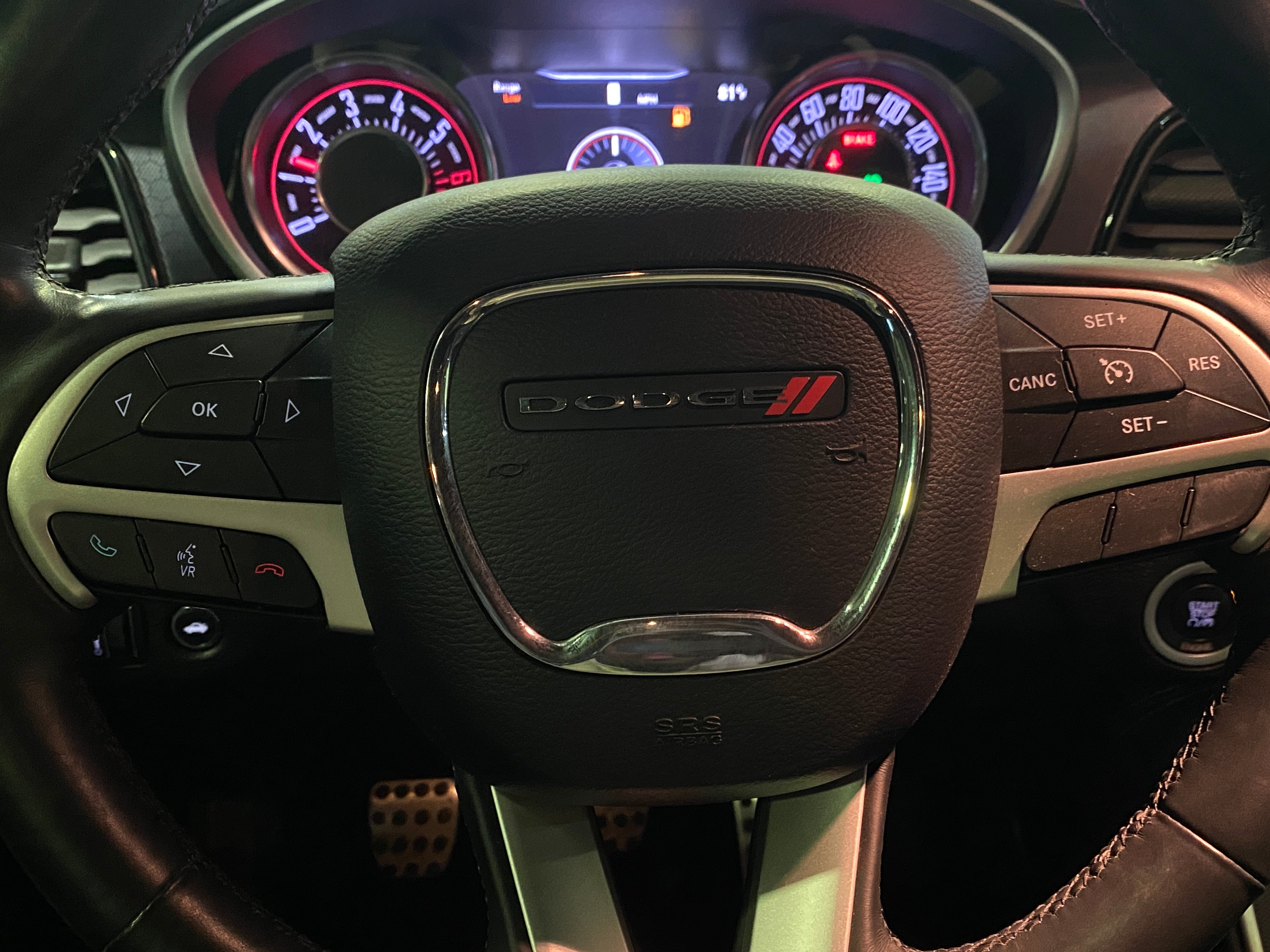 2015 Dodge Challenger R/T 4