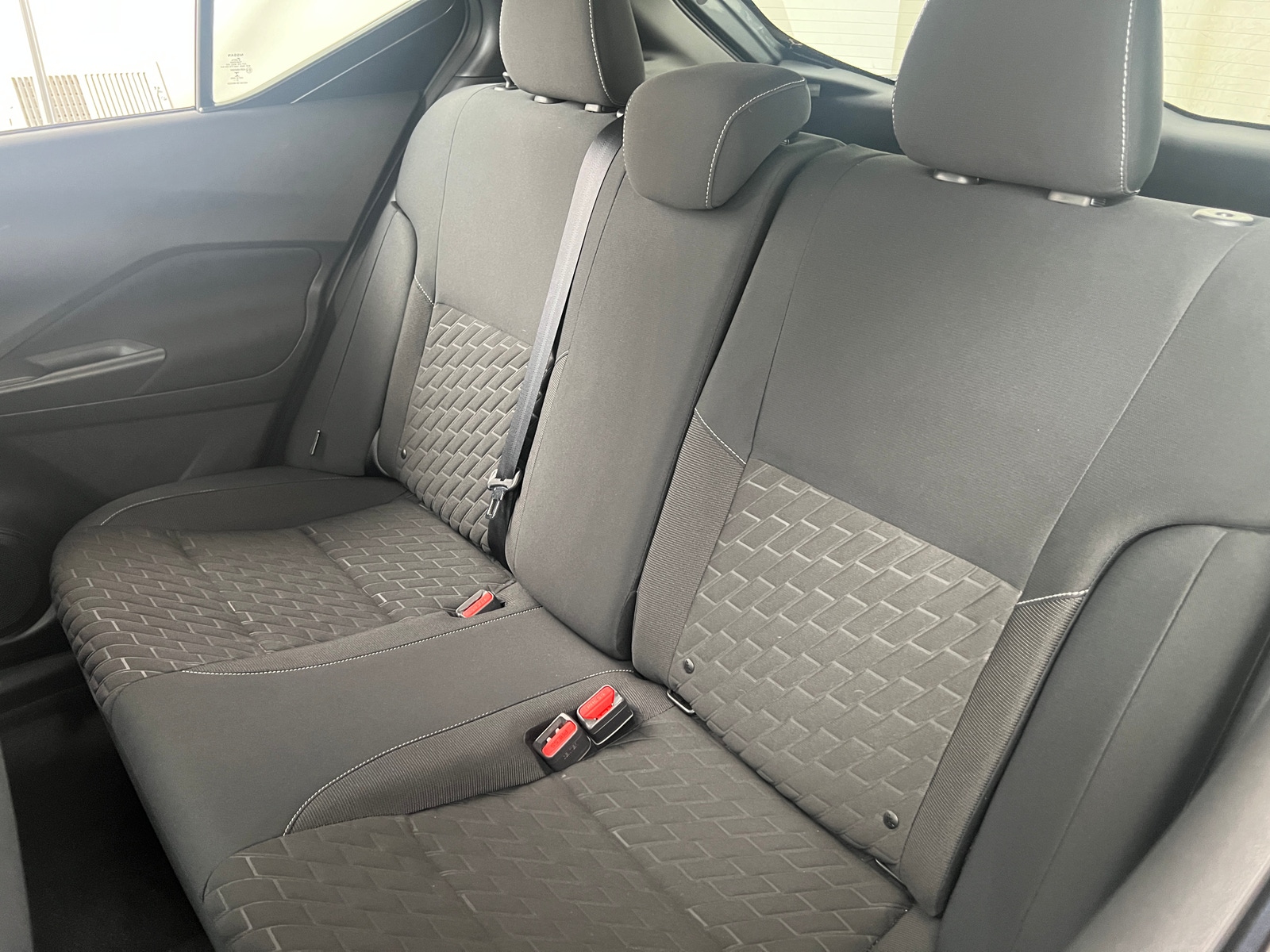 Thumbnail: 2021 Nissan Kicks - 6