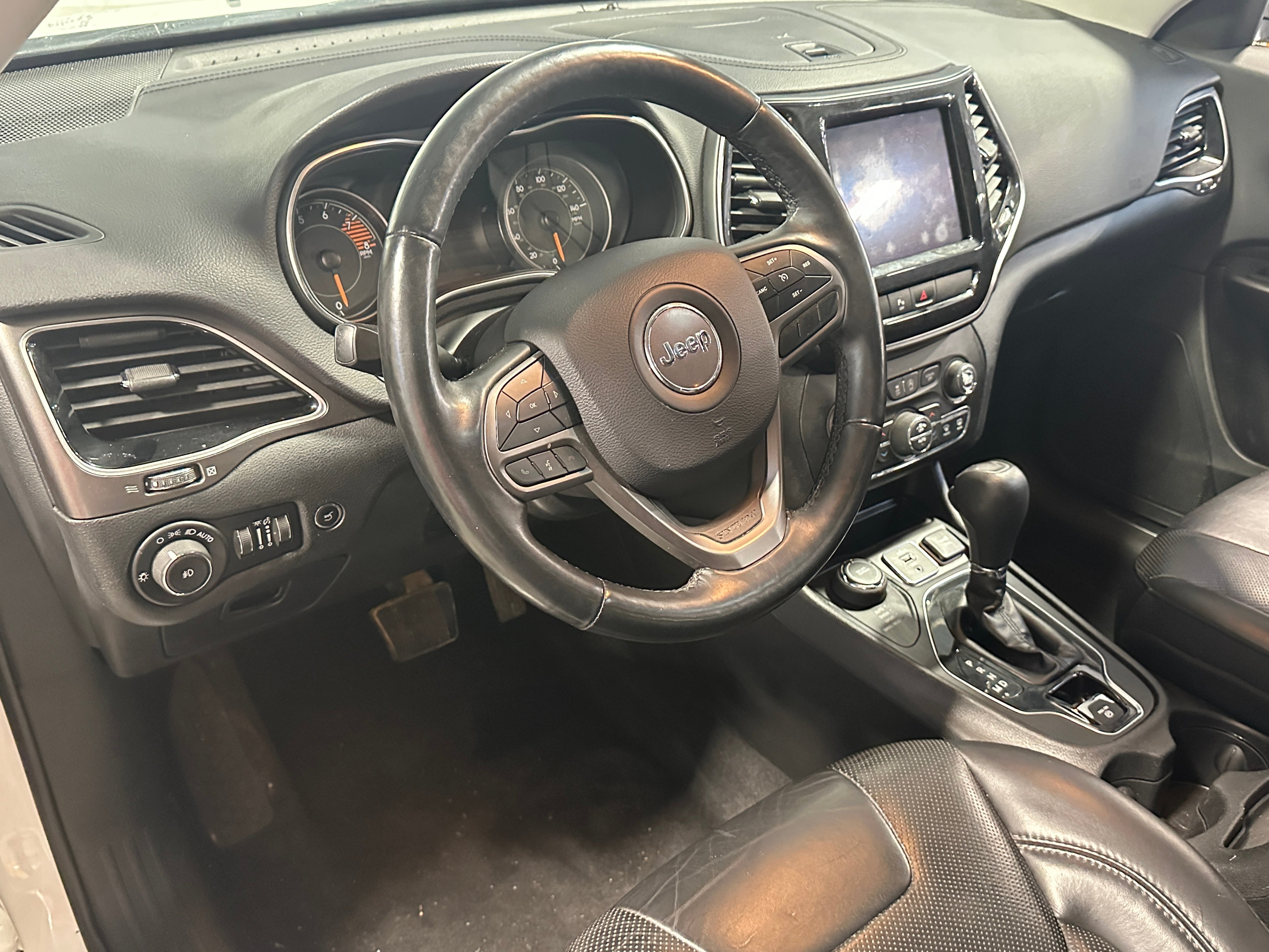 2019 Jeep Cherokee Limited Edition 2