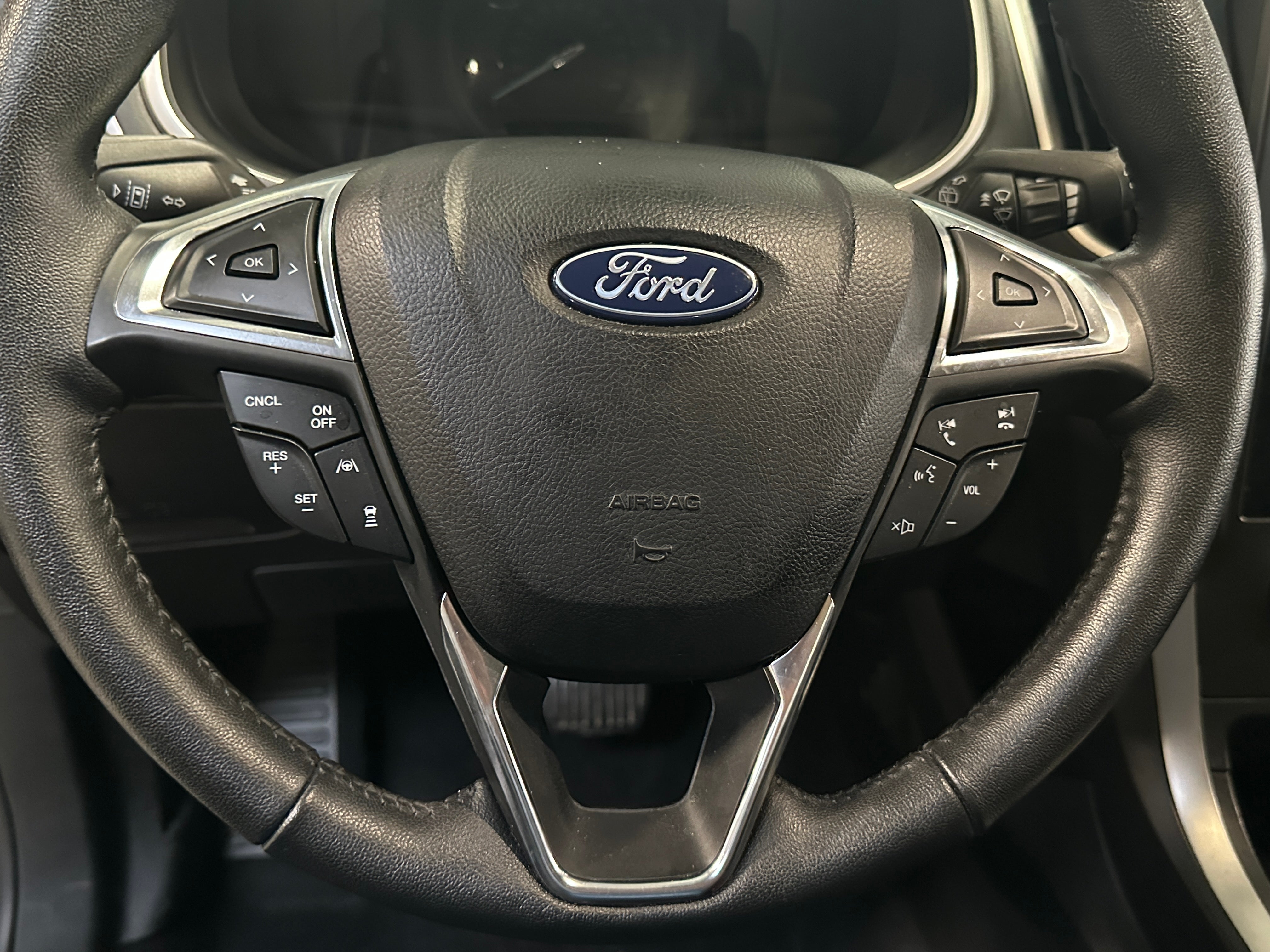 2021 Ford Edge SEL 4