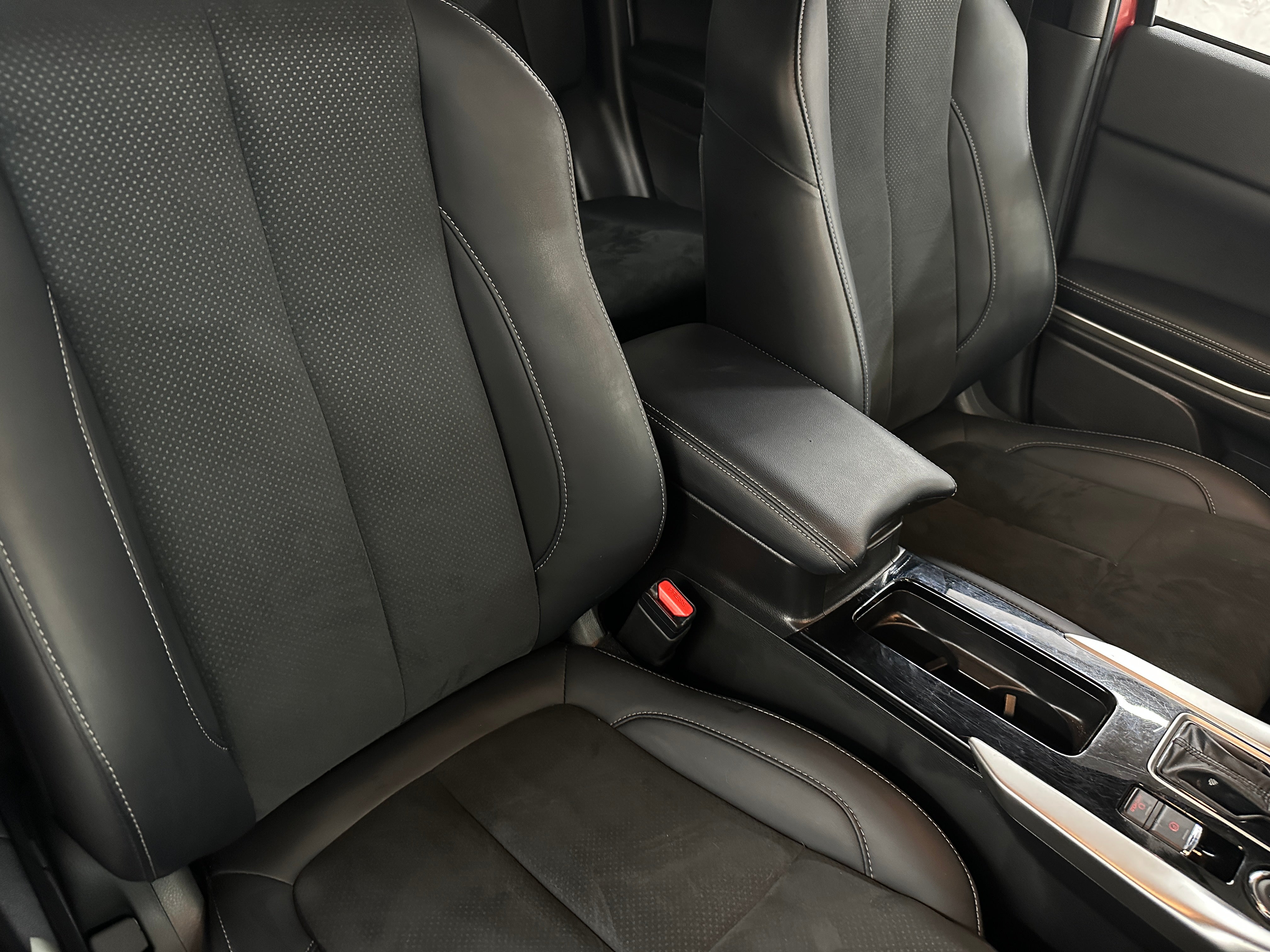 2024 Mitsubishi Eclipse Cross SE 2
