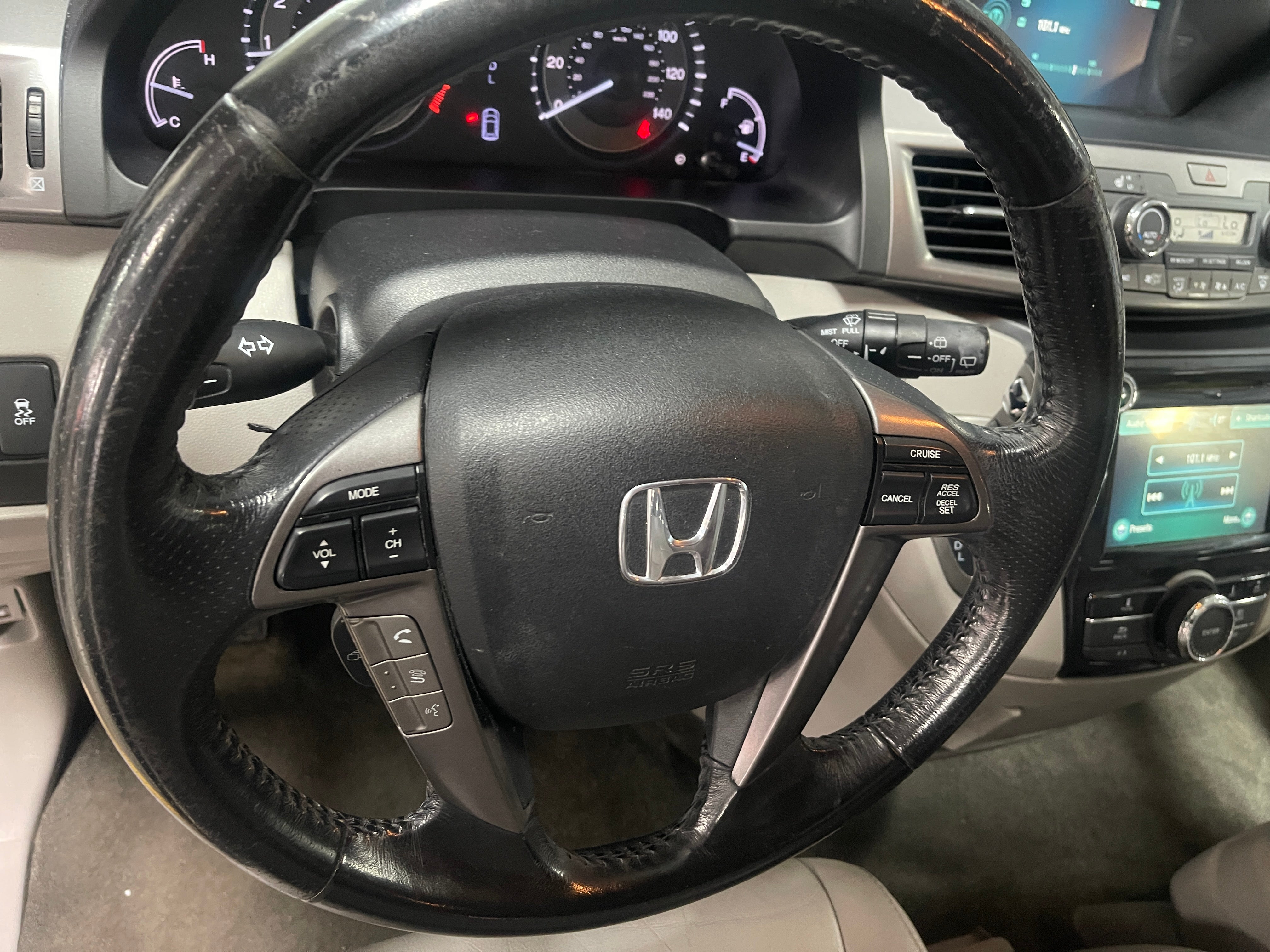 2014 Honda Odyssey EX-L 4