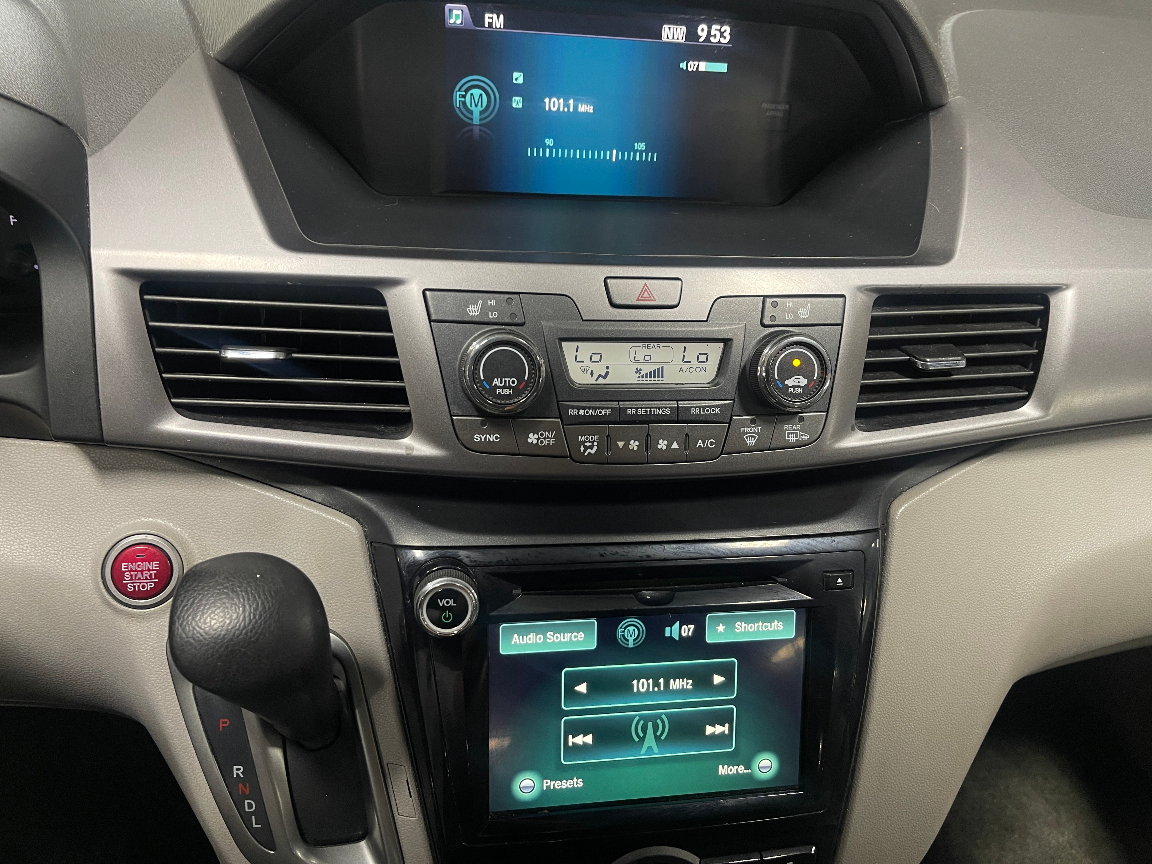 2014 Honda Odyssey EX-L 3