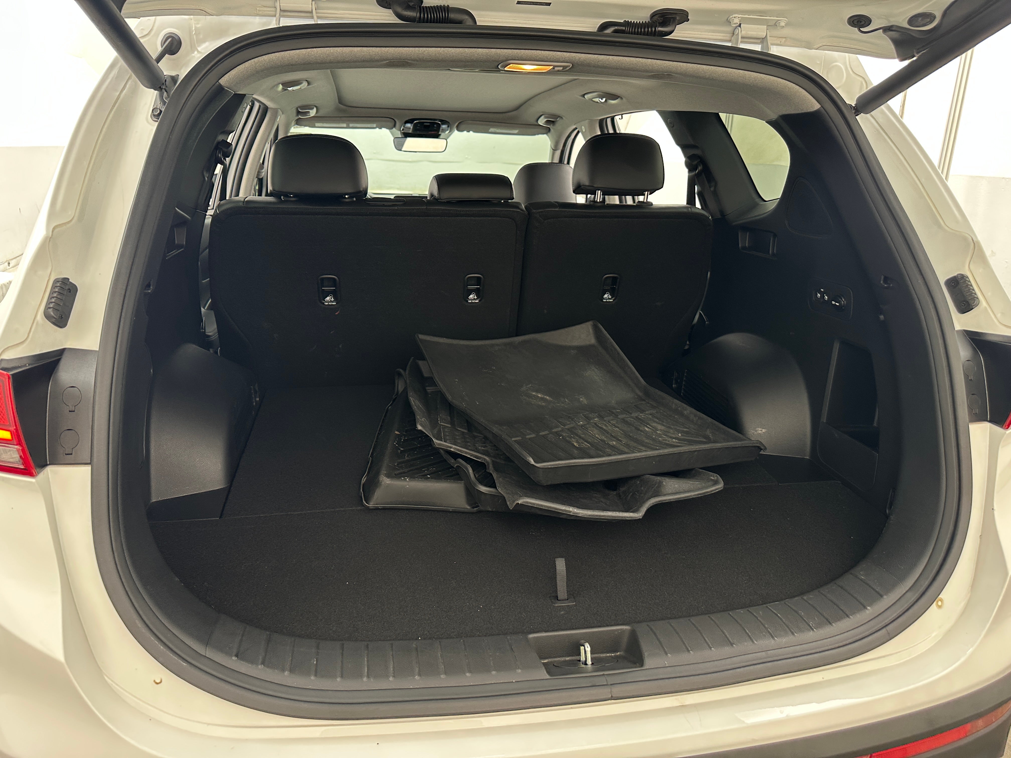 2023 Hyundai Santa Fe Limited 6