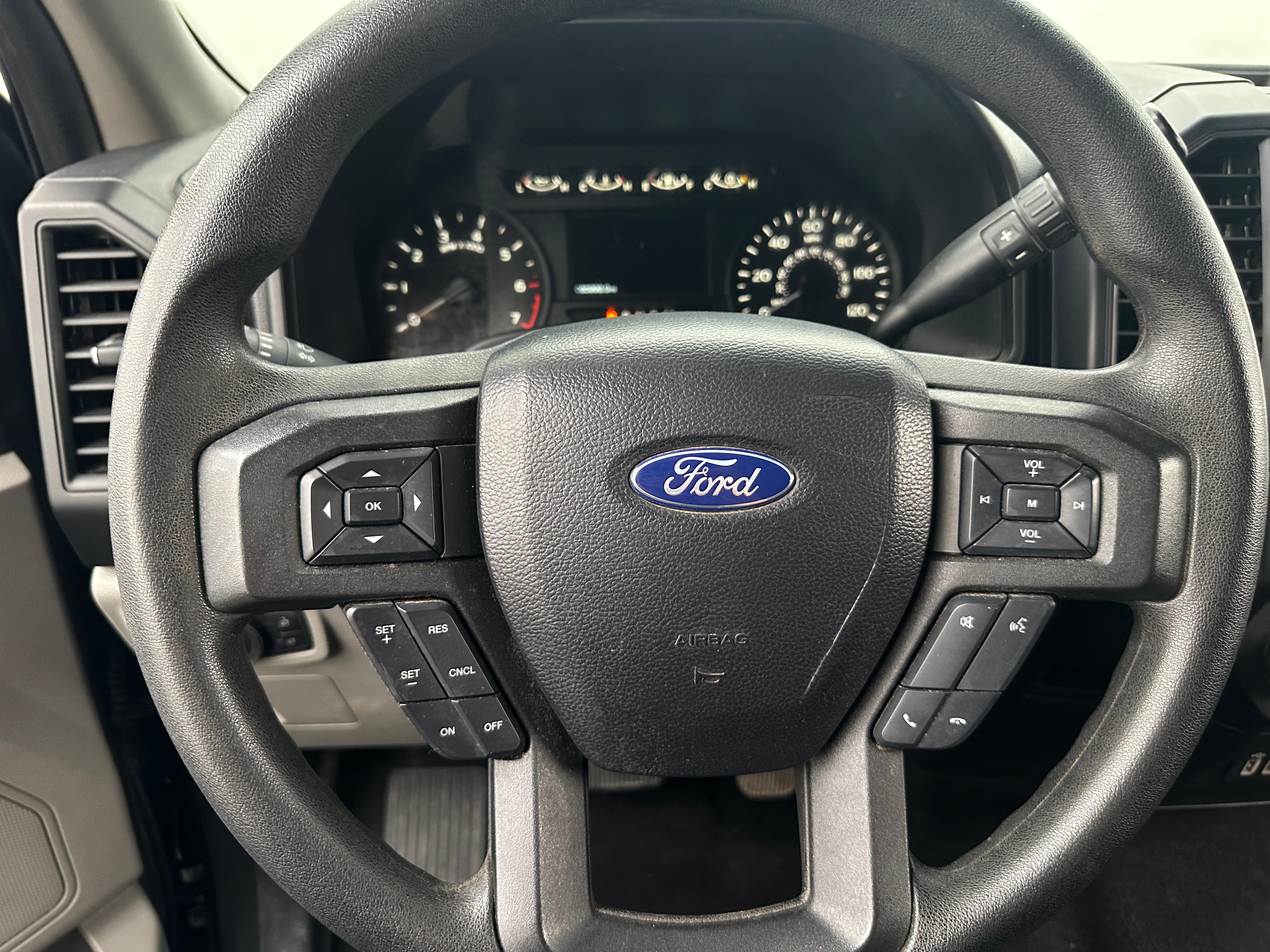 2020 Ford Econoline E-150 5