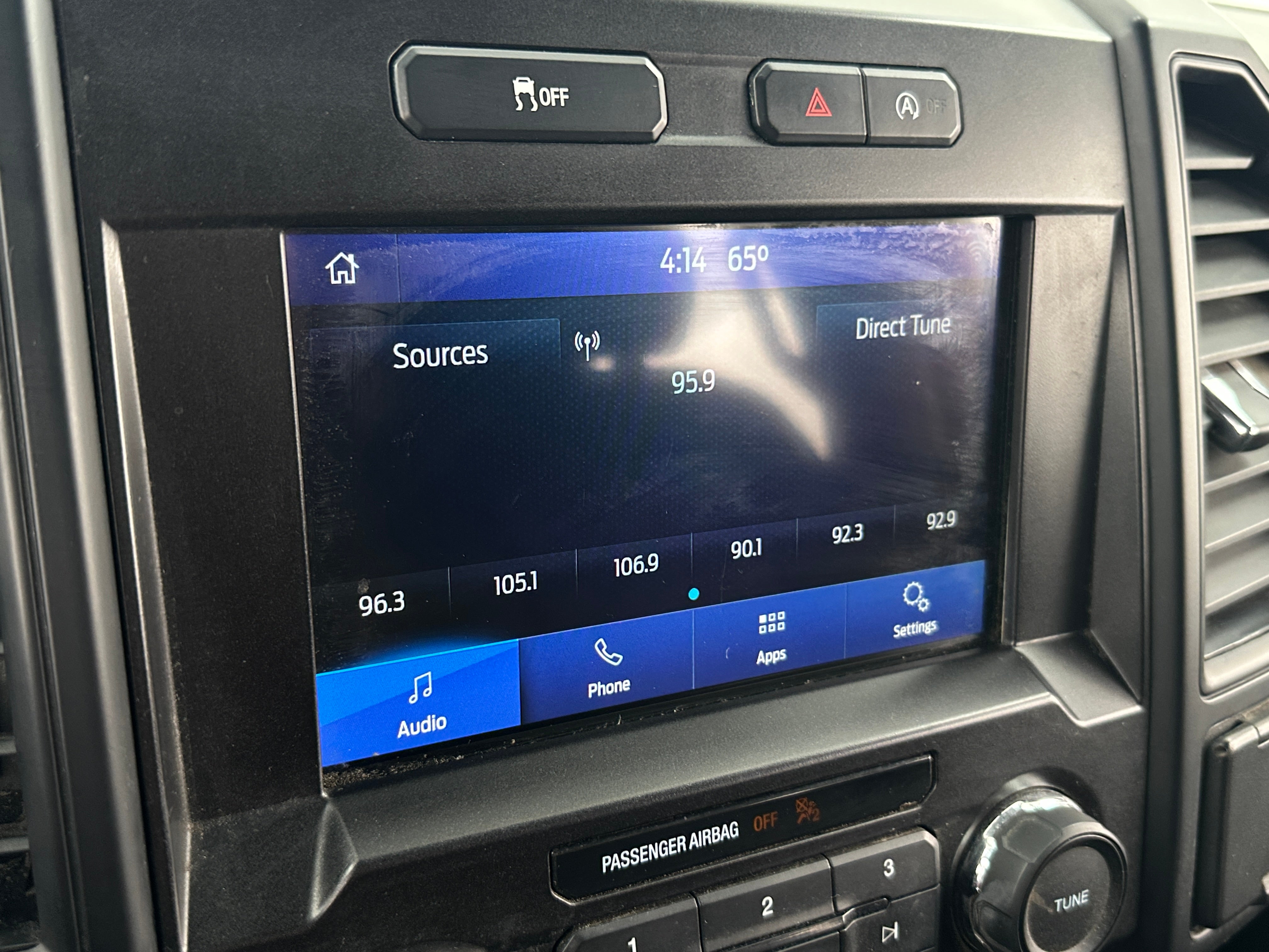 2020 Ford Econoline E-150 4