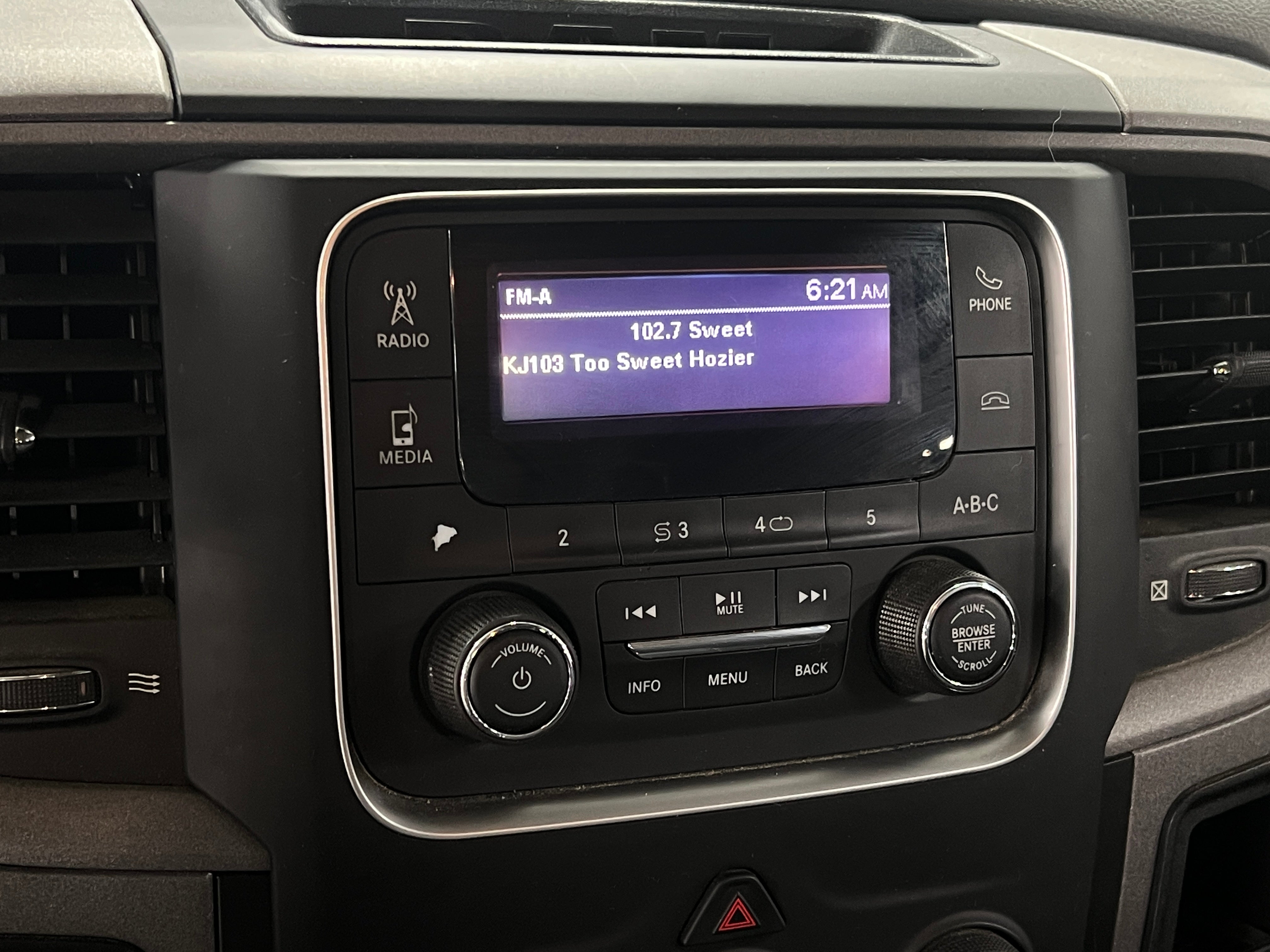 2019 RAM 1500 Classic Tradesman 4