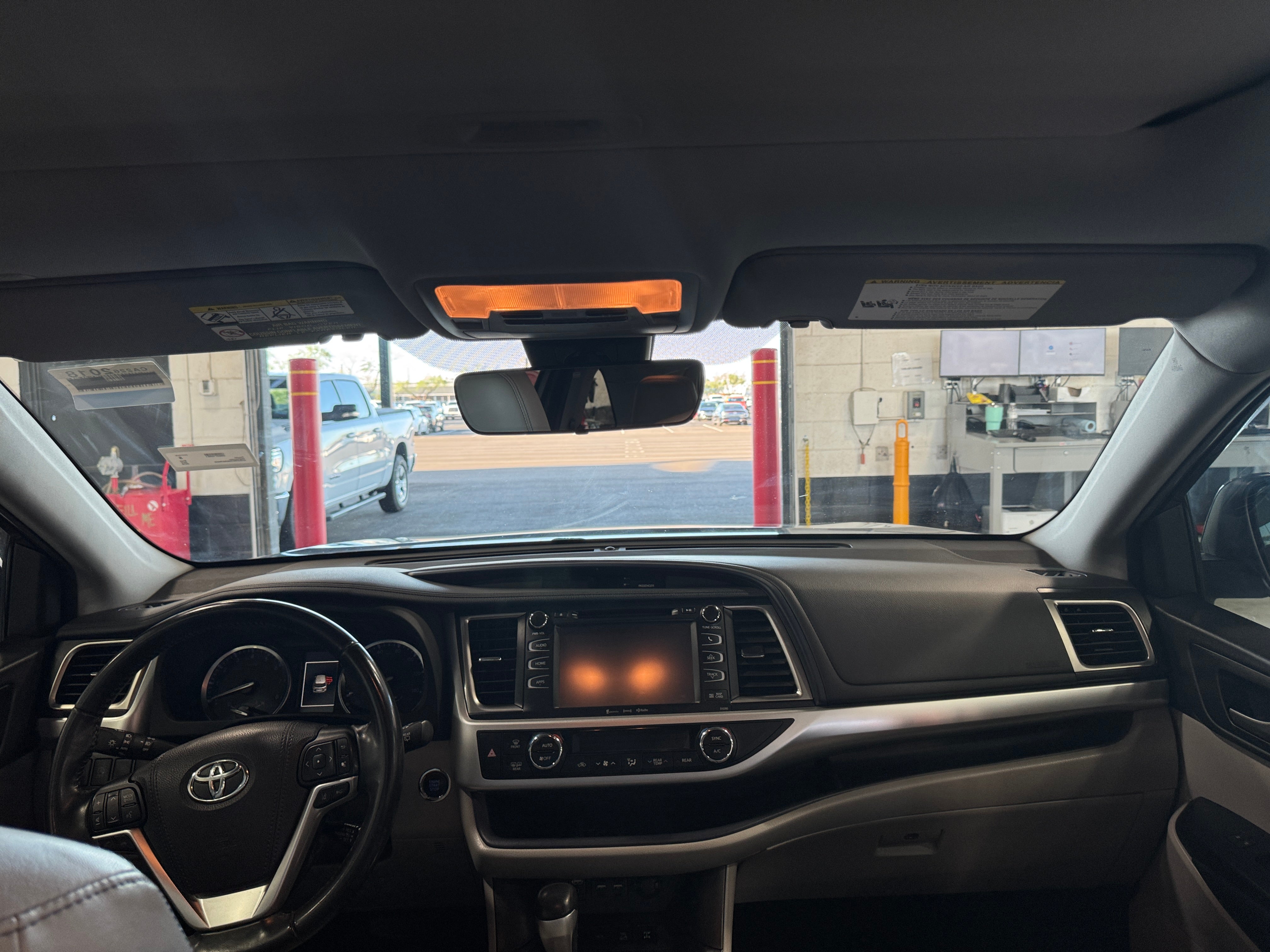 2019 Toyota Highlander XLE 2