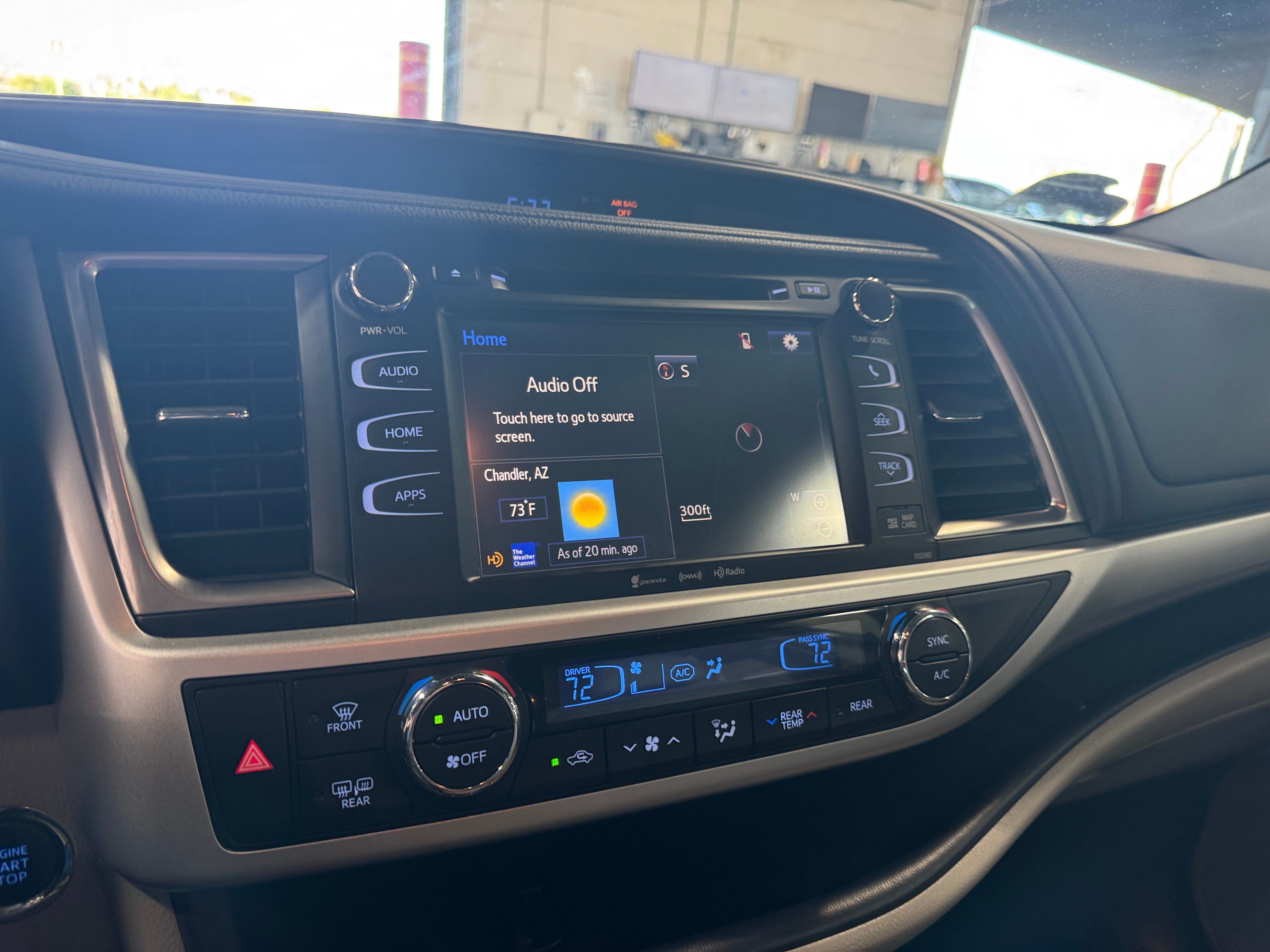 2019 Toyota Highlander XLE 3