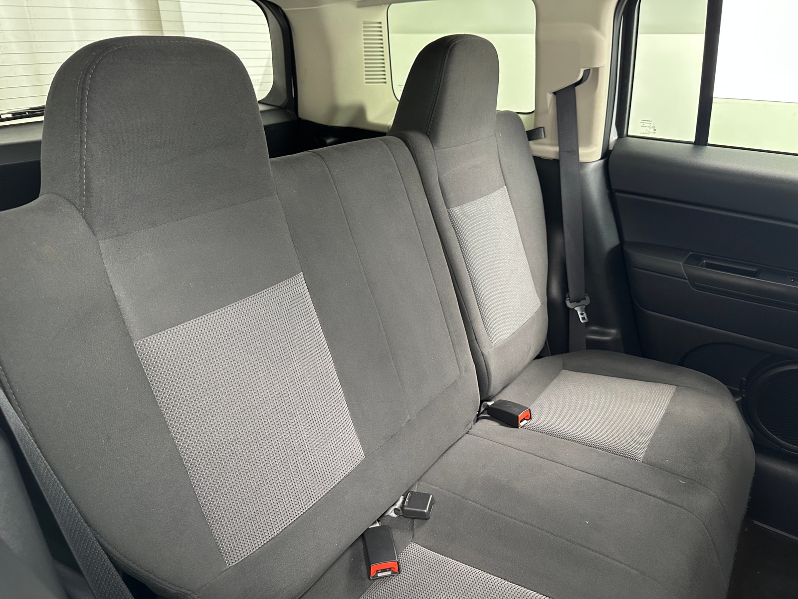 Thumbnail: 2015 Jeep Patriot - 6