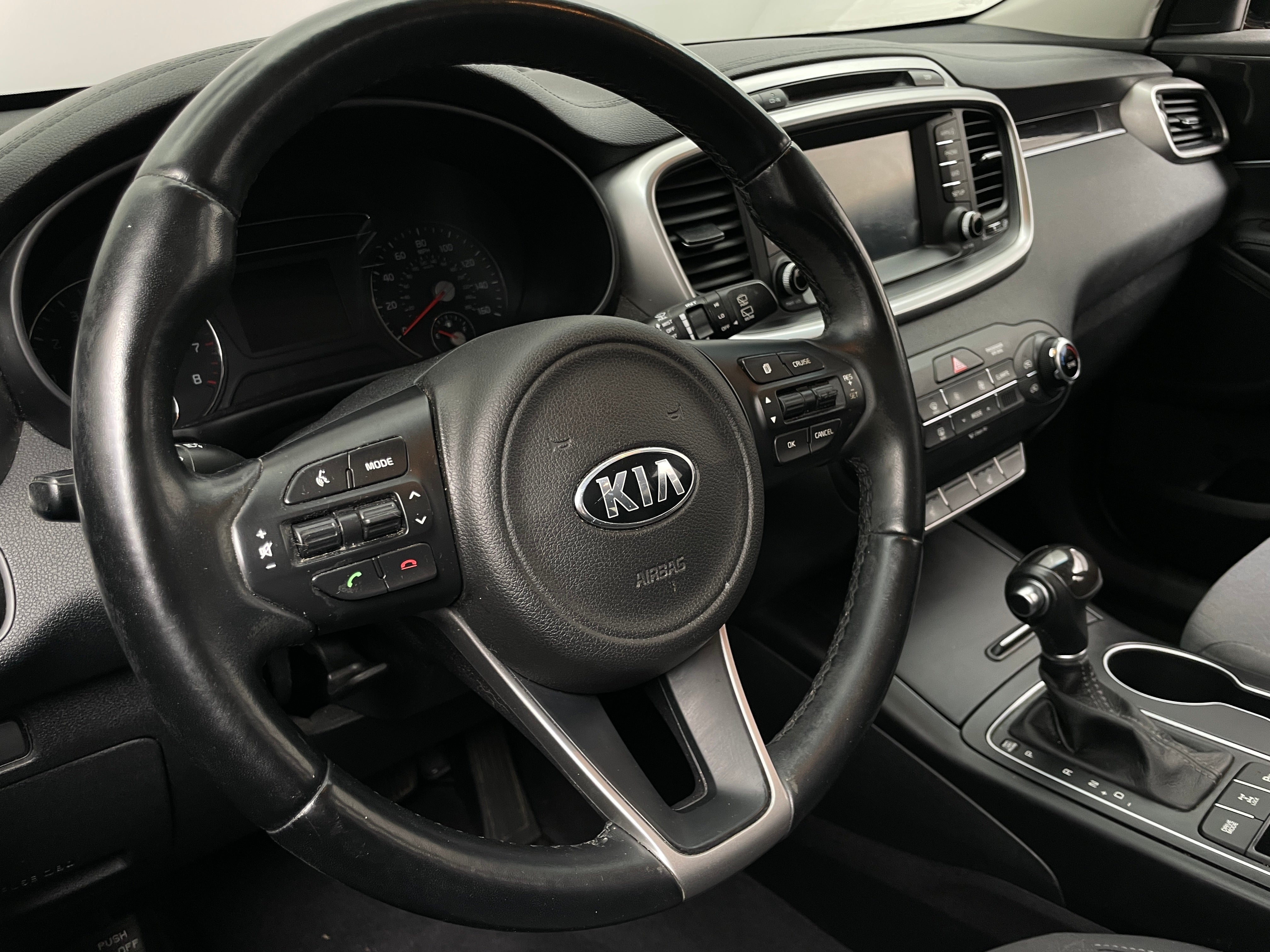 2017 Kia Sorento LX 5