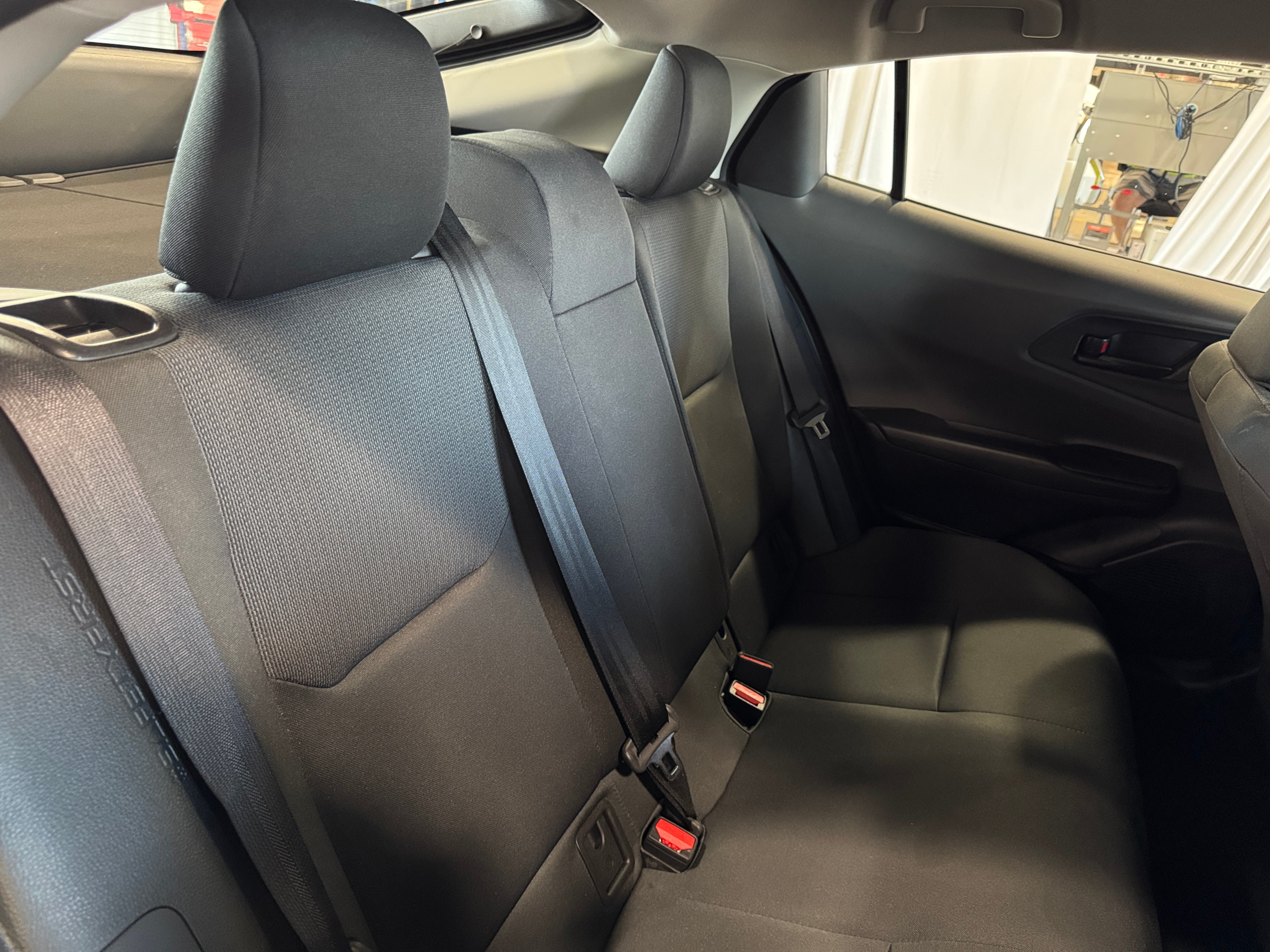 2024 Toyota Prius LE 6